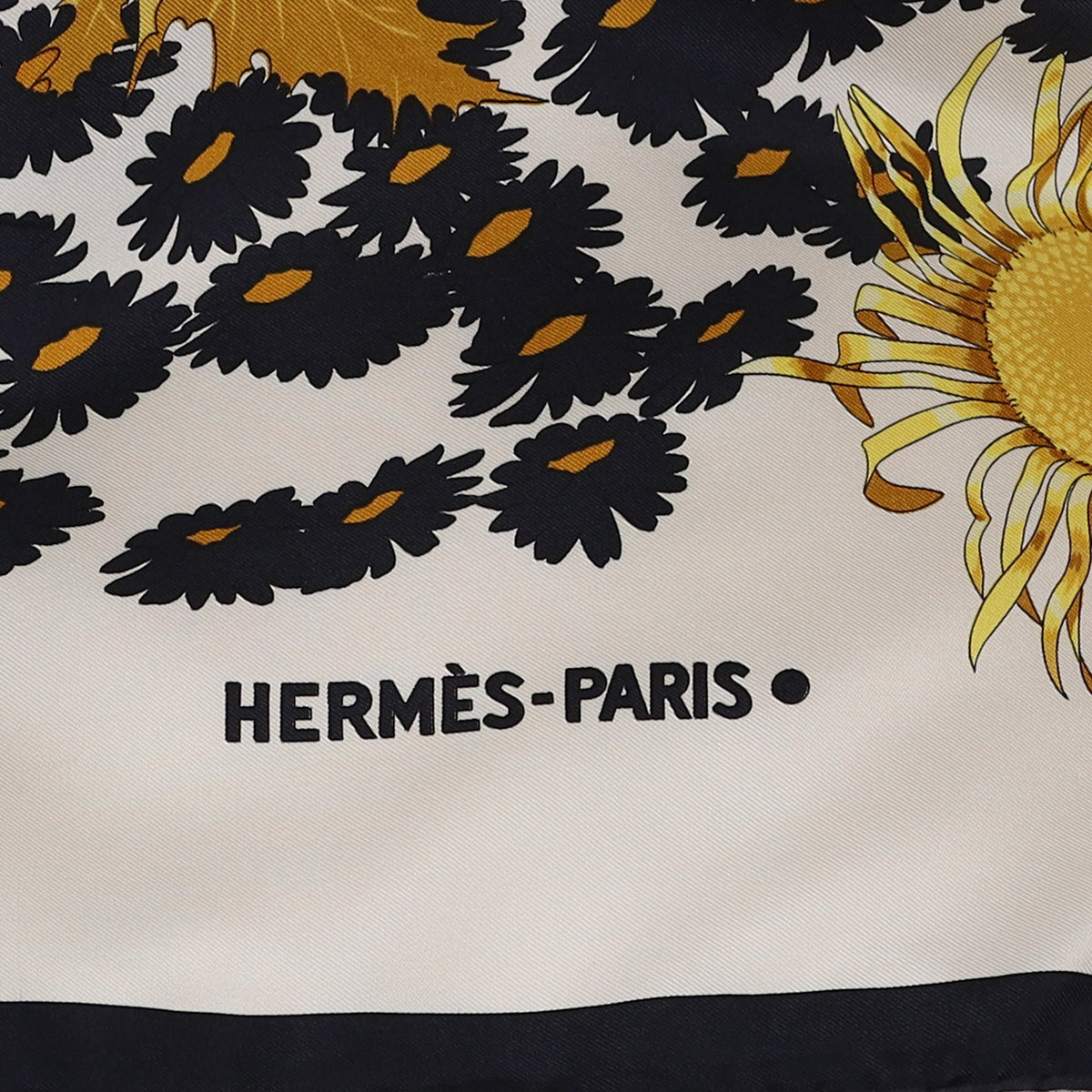 Hermès Fleurs et Carlines Silk Scarf