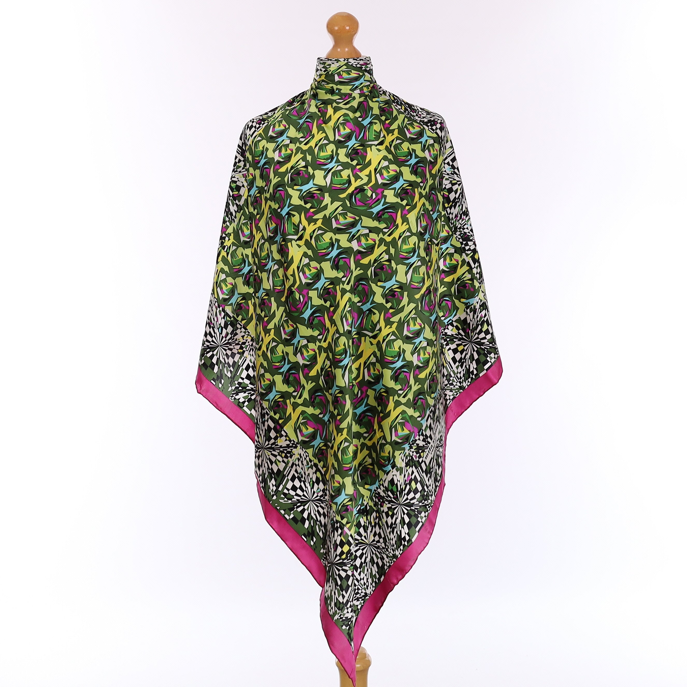 Brand New Mila Schön Kaleidoscope Effect Silk Scarf
