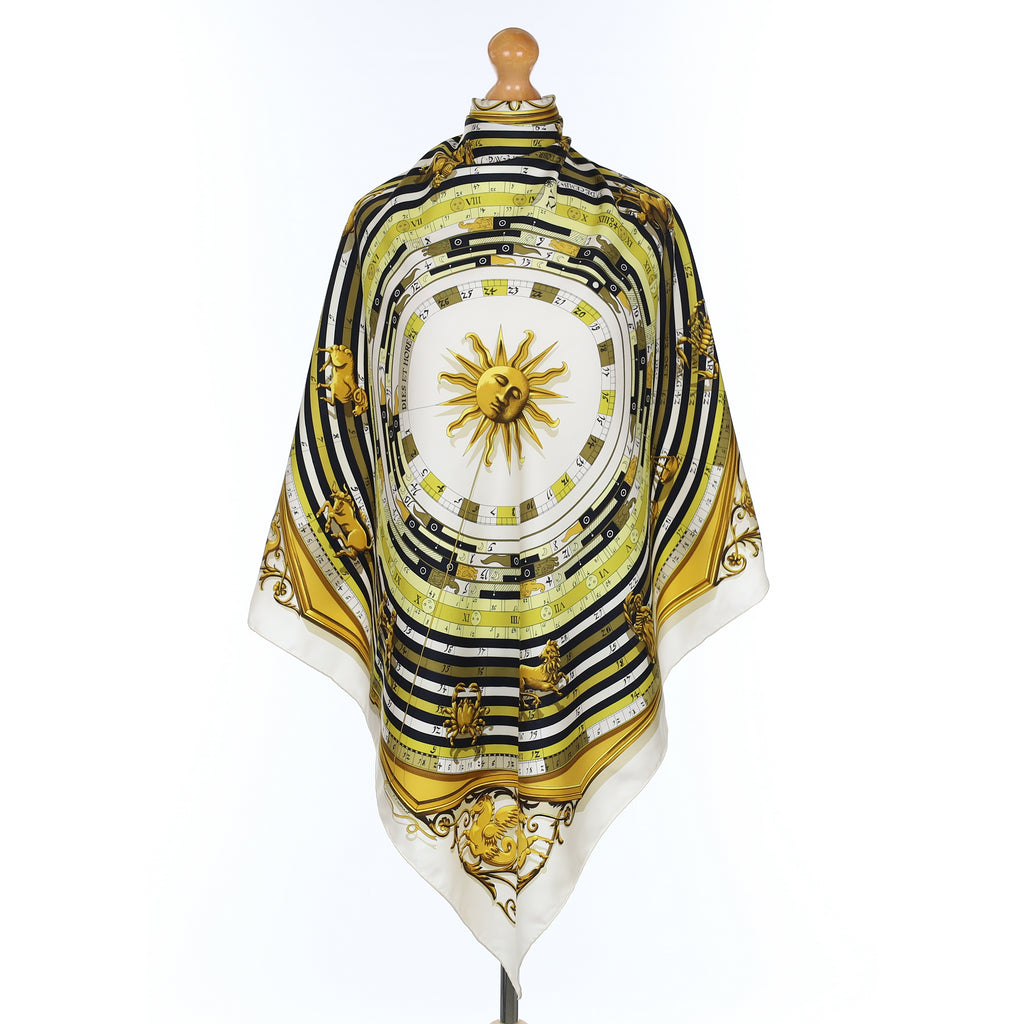 Hermès Dies et Hore Silk Scarf