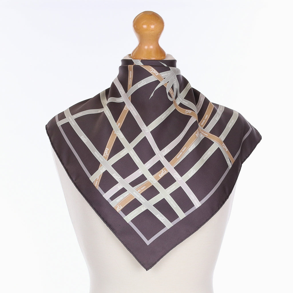 Pristine Hermès 42 Bolduc Vintage Silk Scarf