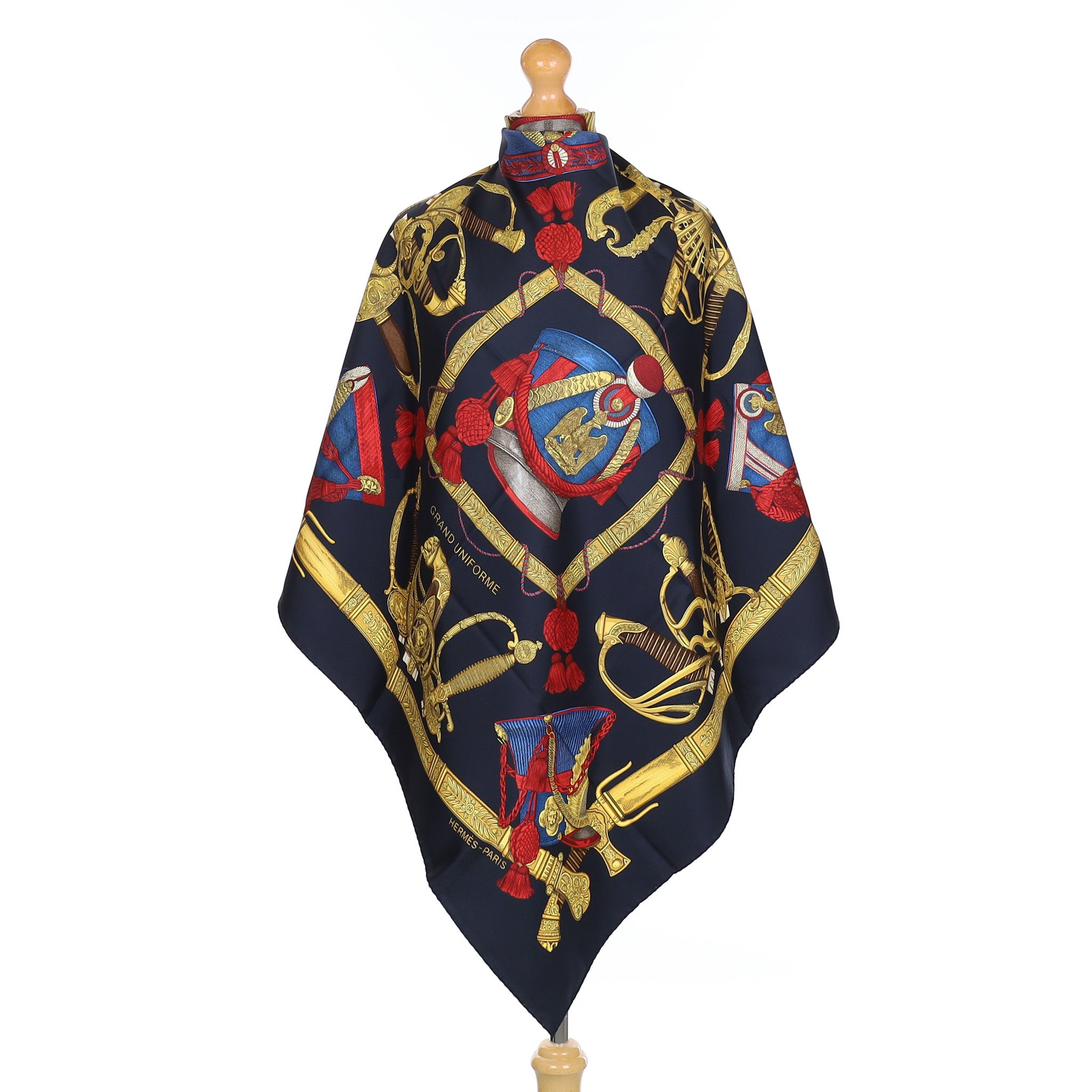 Pristine Hermès Grand Uniforme Vintage Silk Scarf