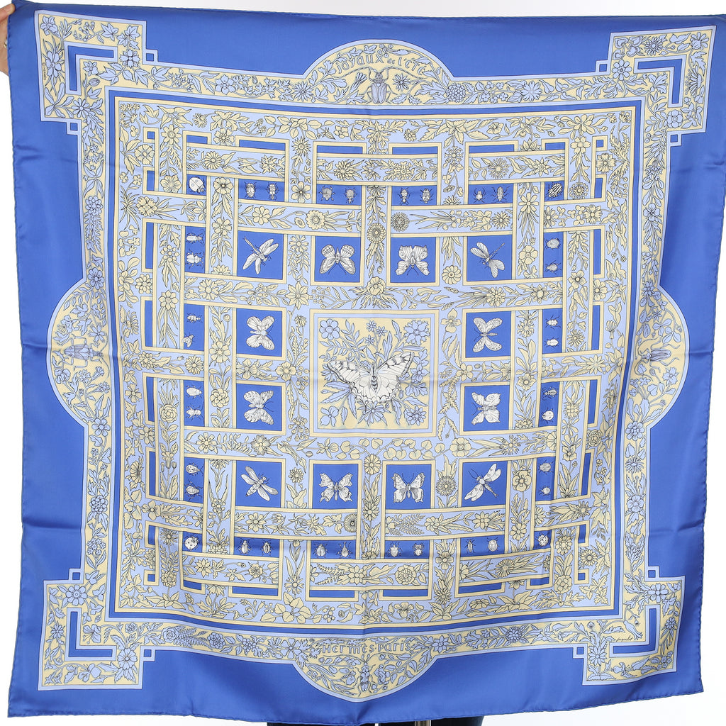 Pristine Boxed Hermès Joyaux L'été Silk Scarf
