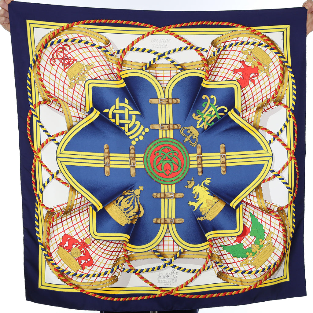 Hermès Grande Tenue Silk Scarf