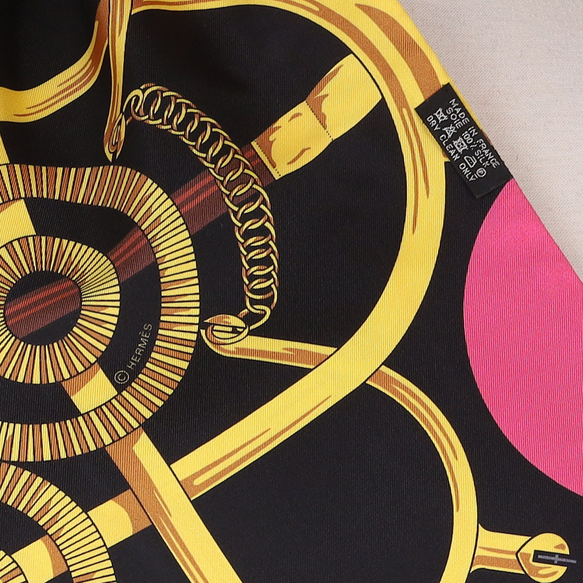 Pristine Boxed Éperon D’Or Hermès Maxi Twilly Scarf