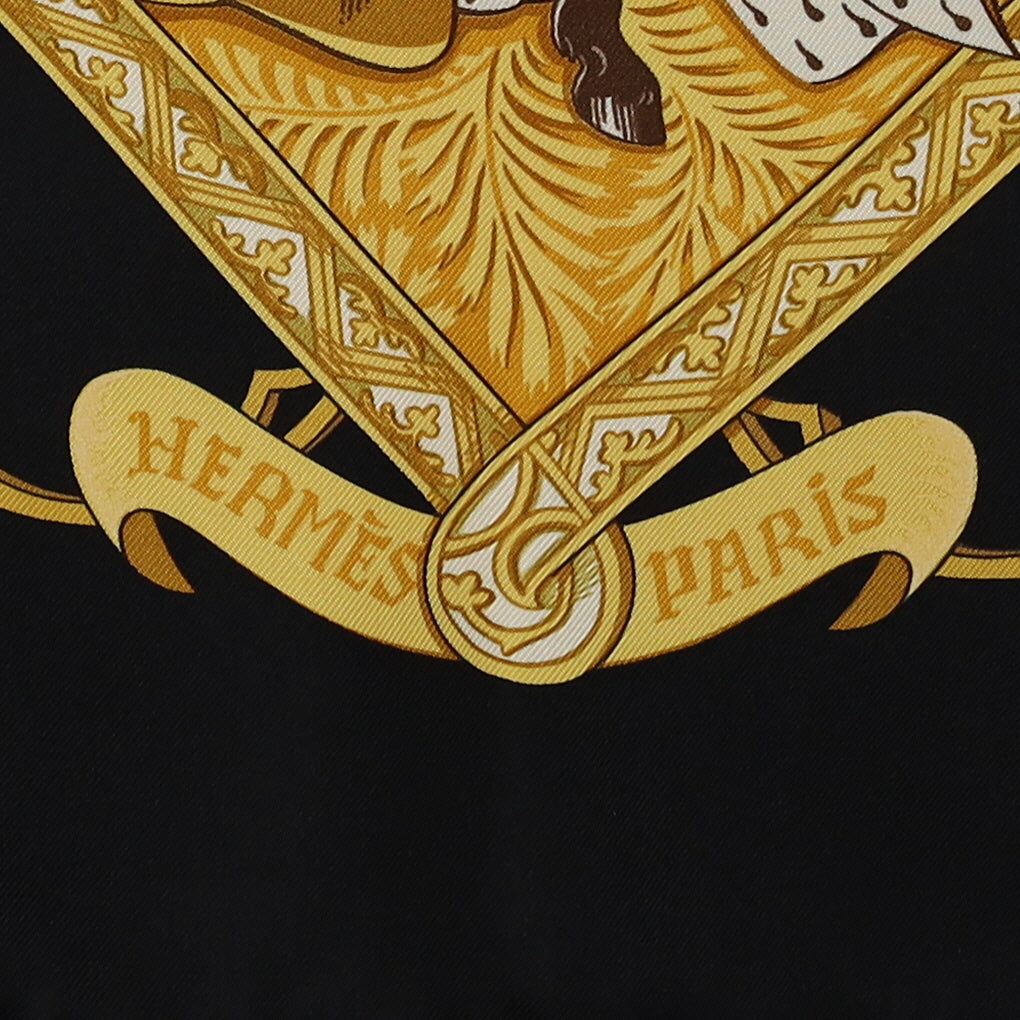 Pristine Boxed Hermès La Vie à Cheval Silk Scarf