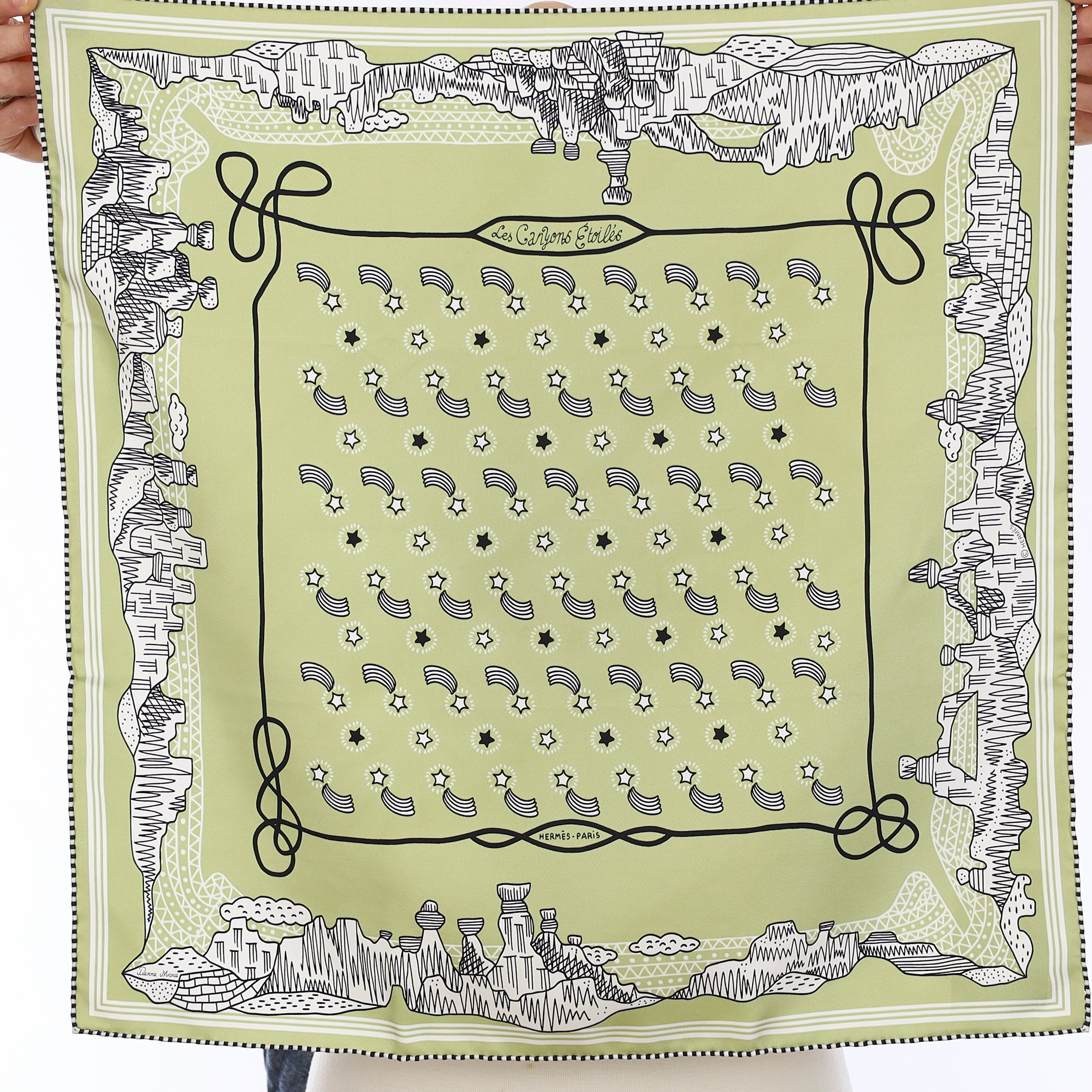 Les Canyons Etoiles Hermès 55 Silk Scarf
