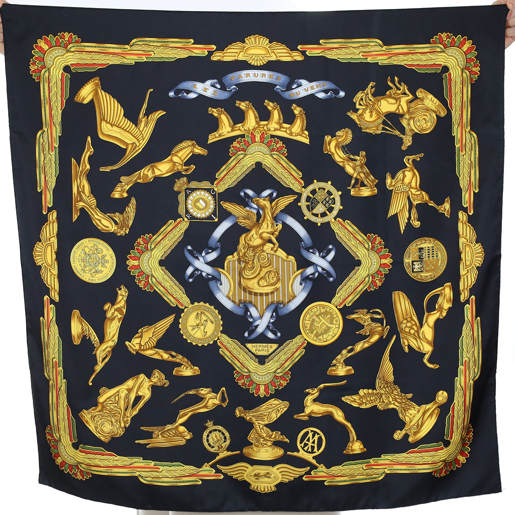 Pristine Hermès Les Parures du Vent Silk Scarf