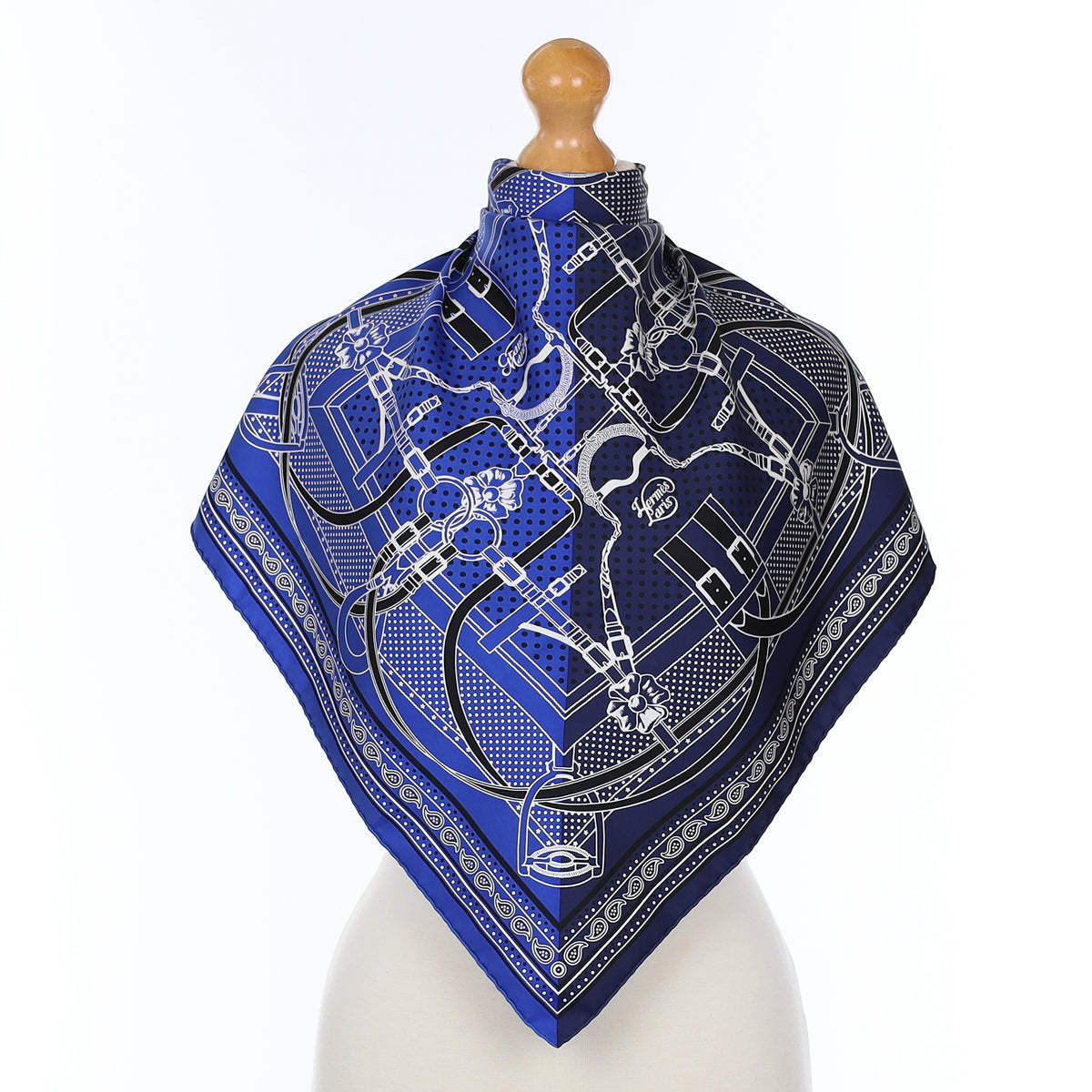 Pristine Hermès Grand Manège Silk Scarf 55
