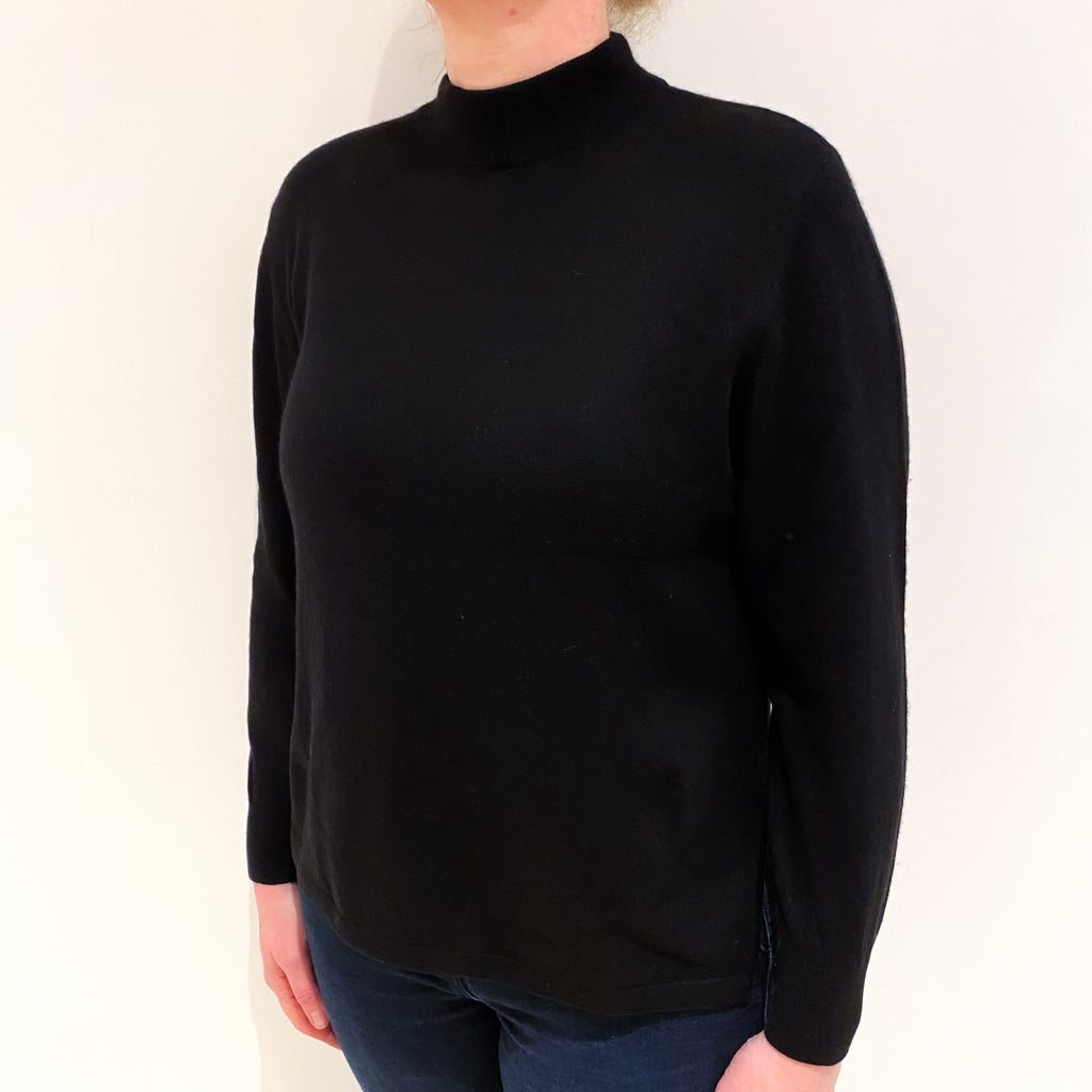 Black Cashmere Turtle Neck Jumper Large