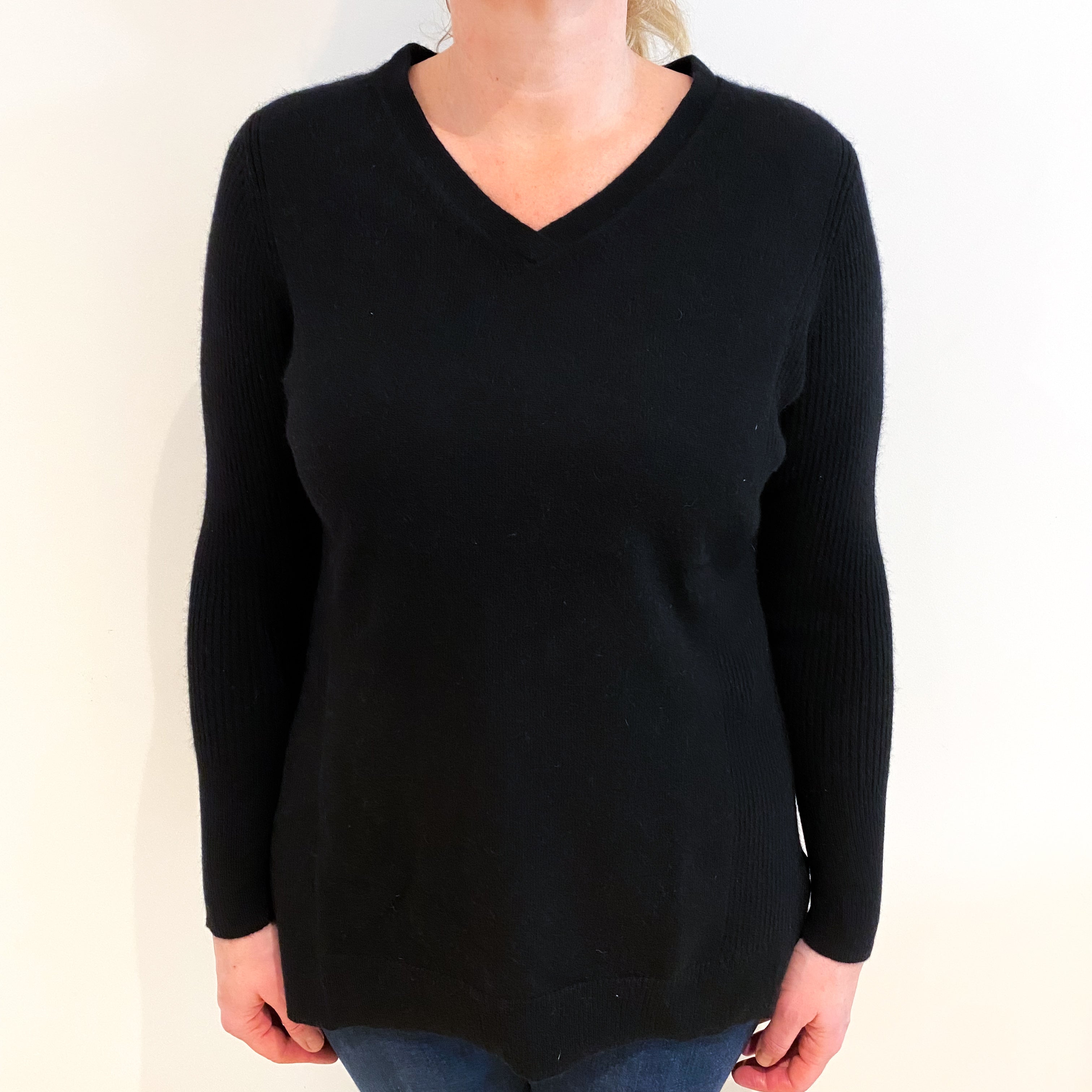 Black Cashmere V Neck Jumper Large
