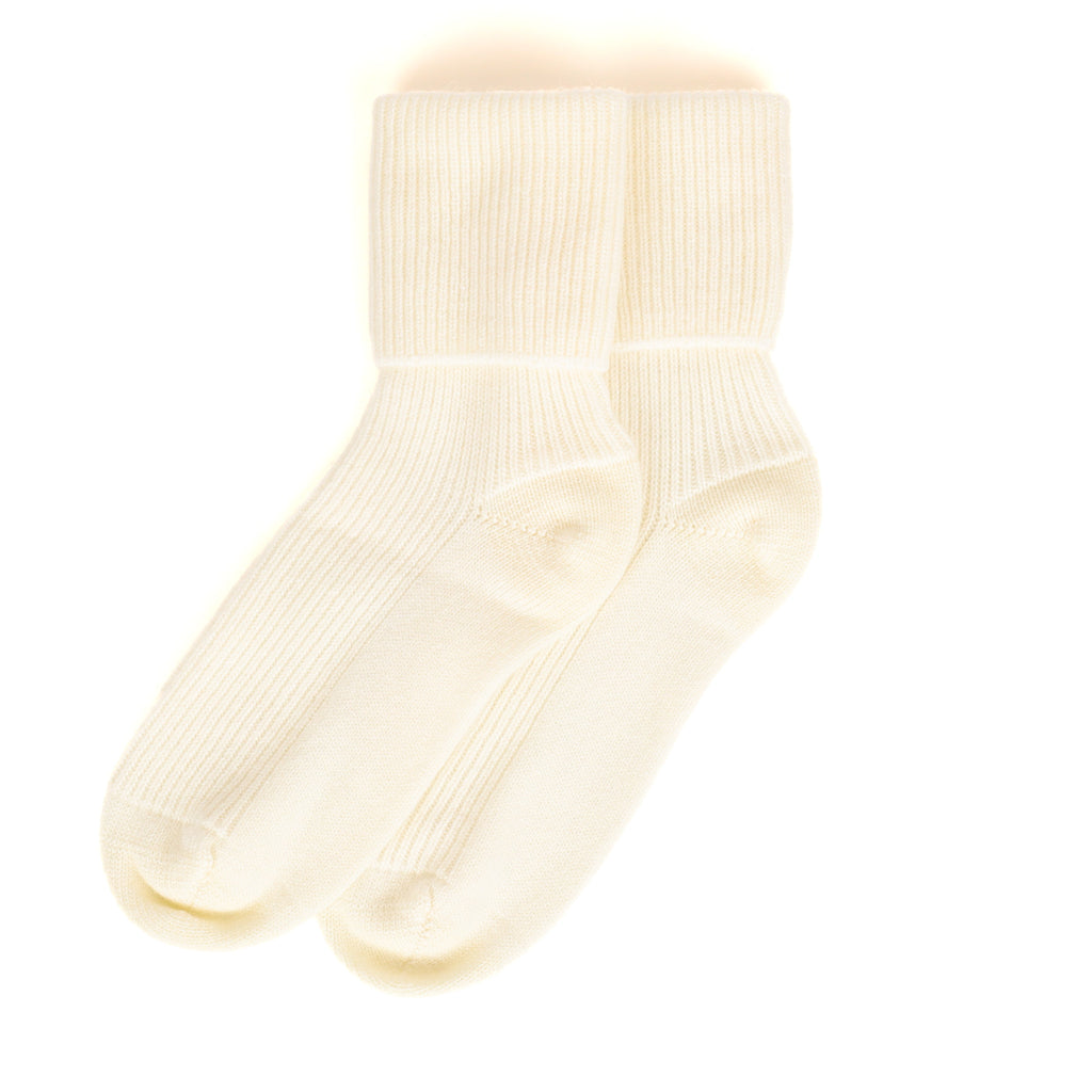 Brand New Scottish Ivory Ladies Cashmere Bed Socks