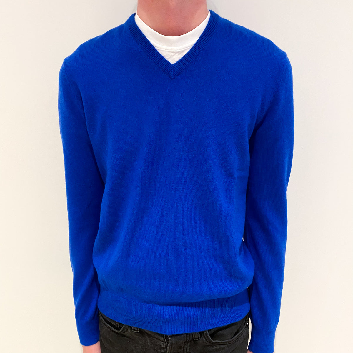 Men's Electric Blue Cashmere V-Neck Jumper Small