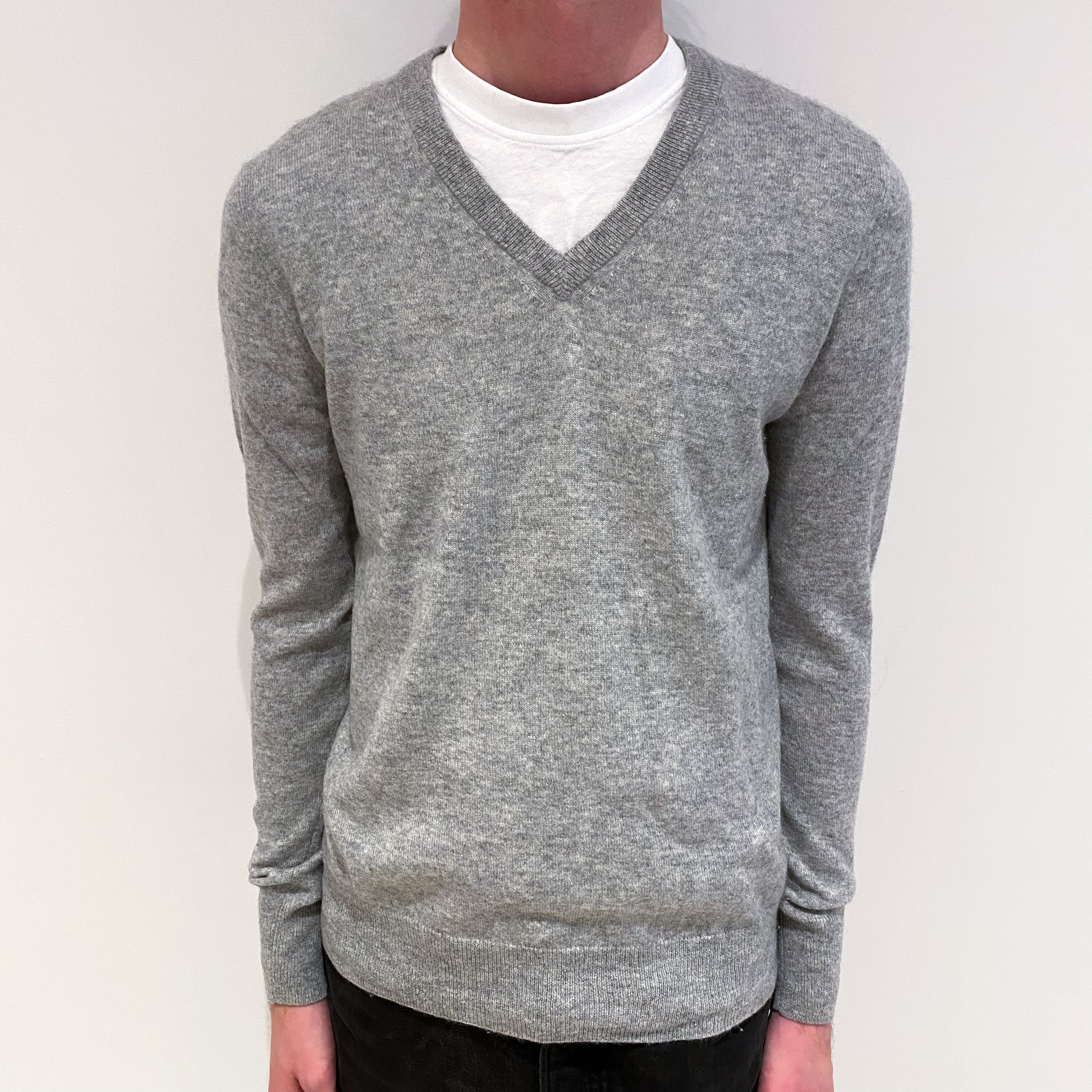 Men's Smoke Grey Cashmere V-Neck Jumper Small