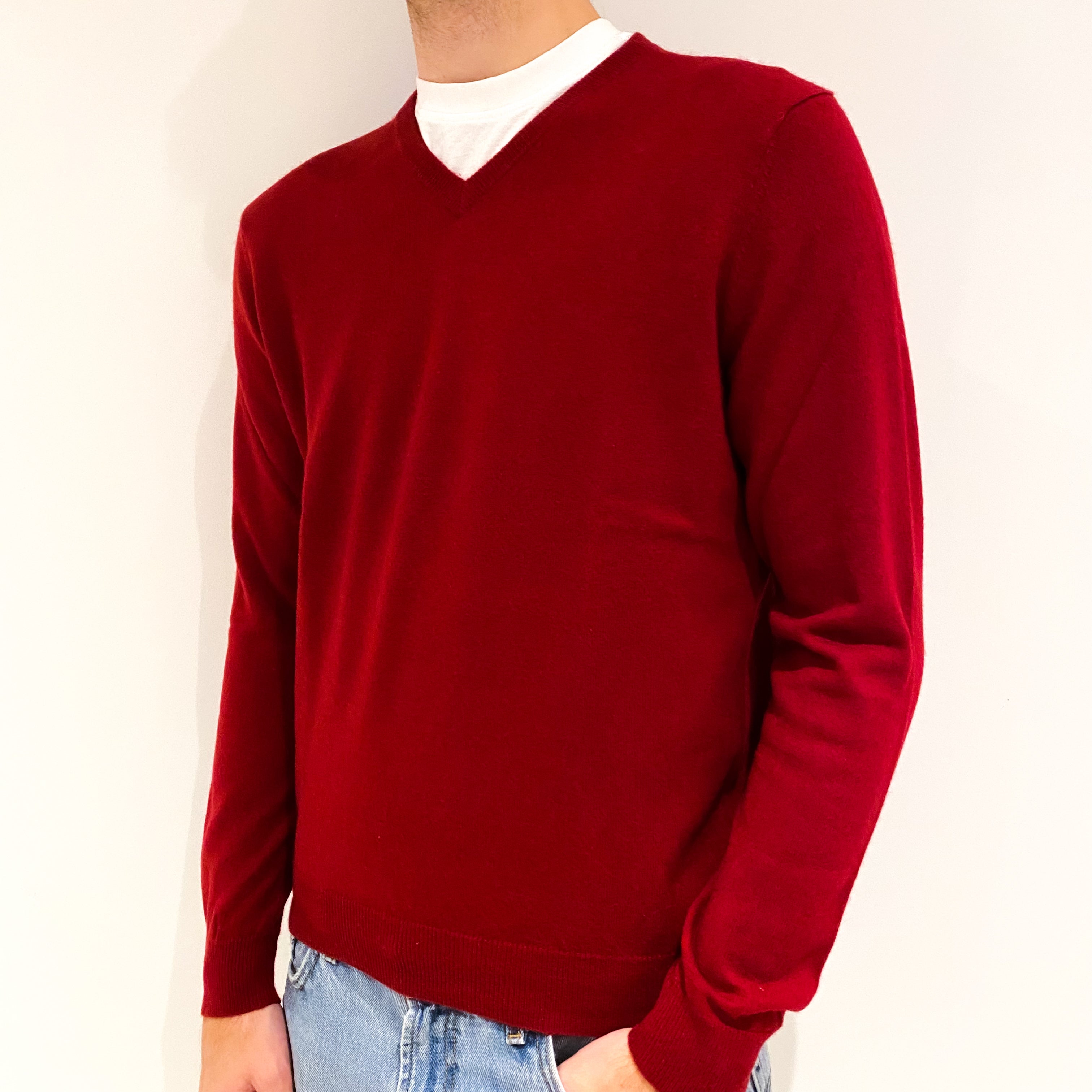 Men's Crimson Red Cashmere V-Neck Jumper Medium