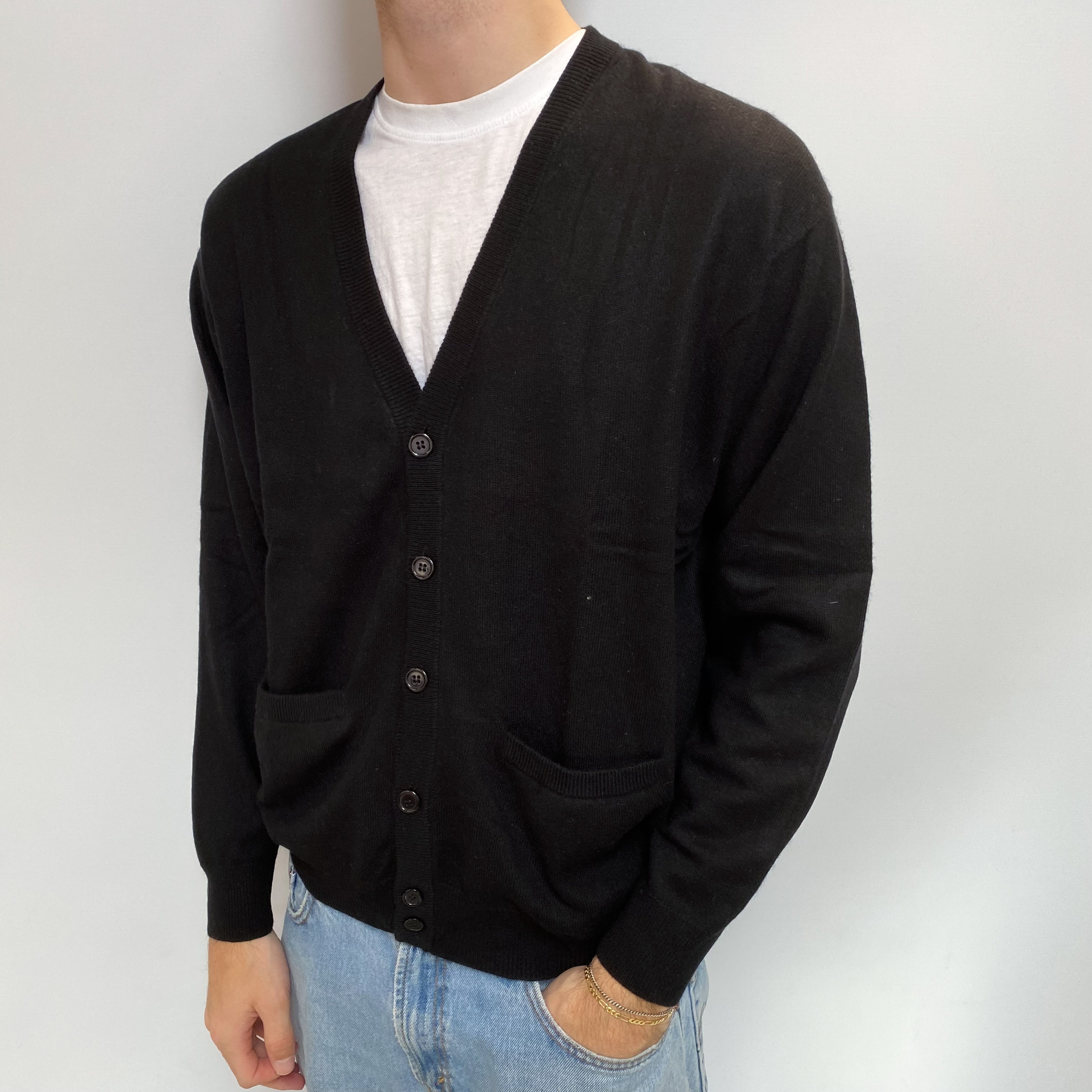 Men's Black Cashmere V Neck Cardigan  Medium