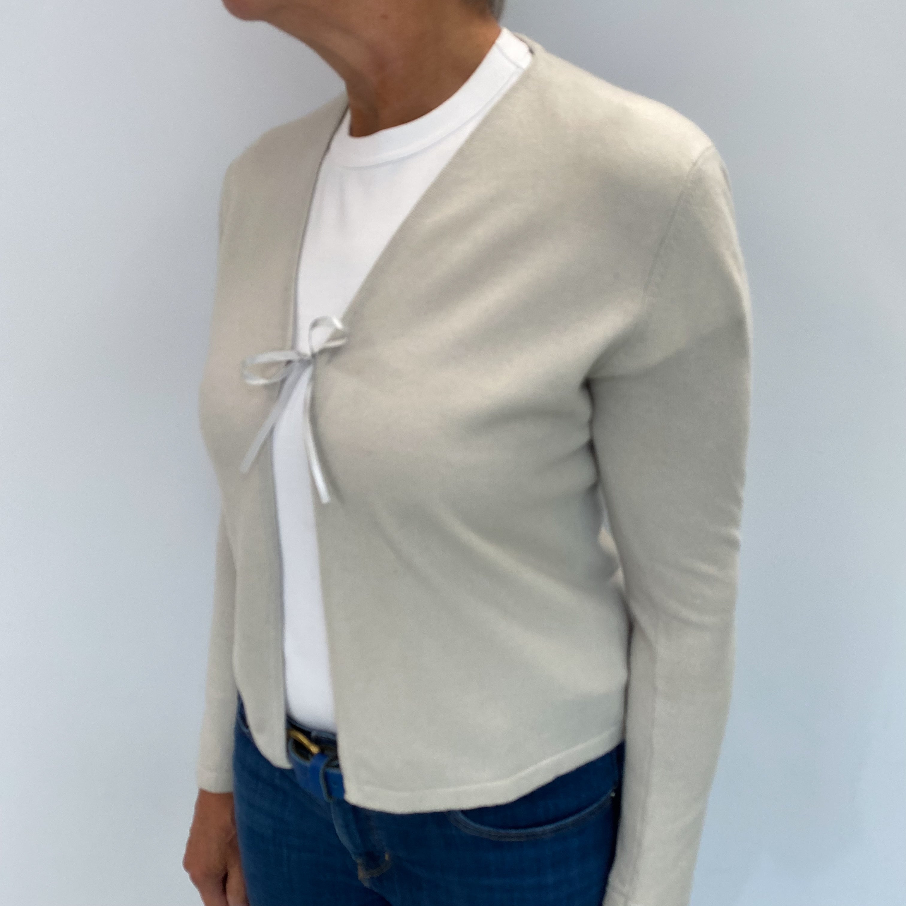 Alabaster Beige Cashmere Tie Front Cardigan Medium