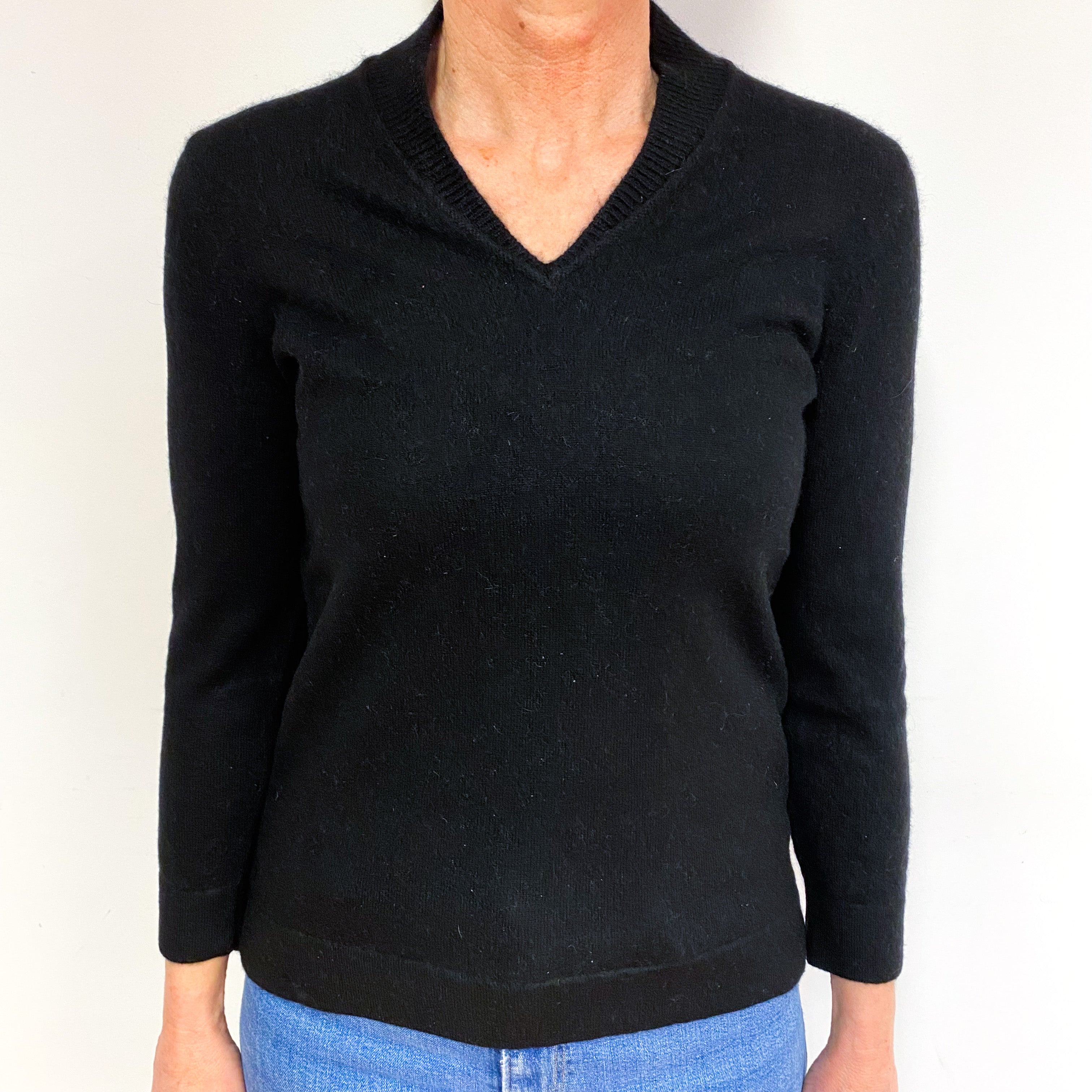 Black Cashmere V-Neck Jumper Medium