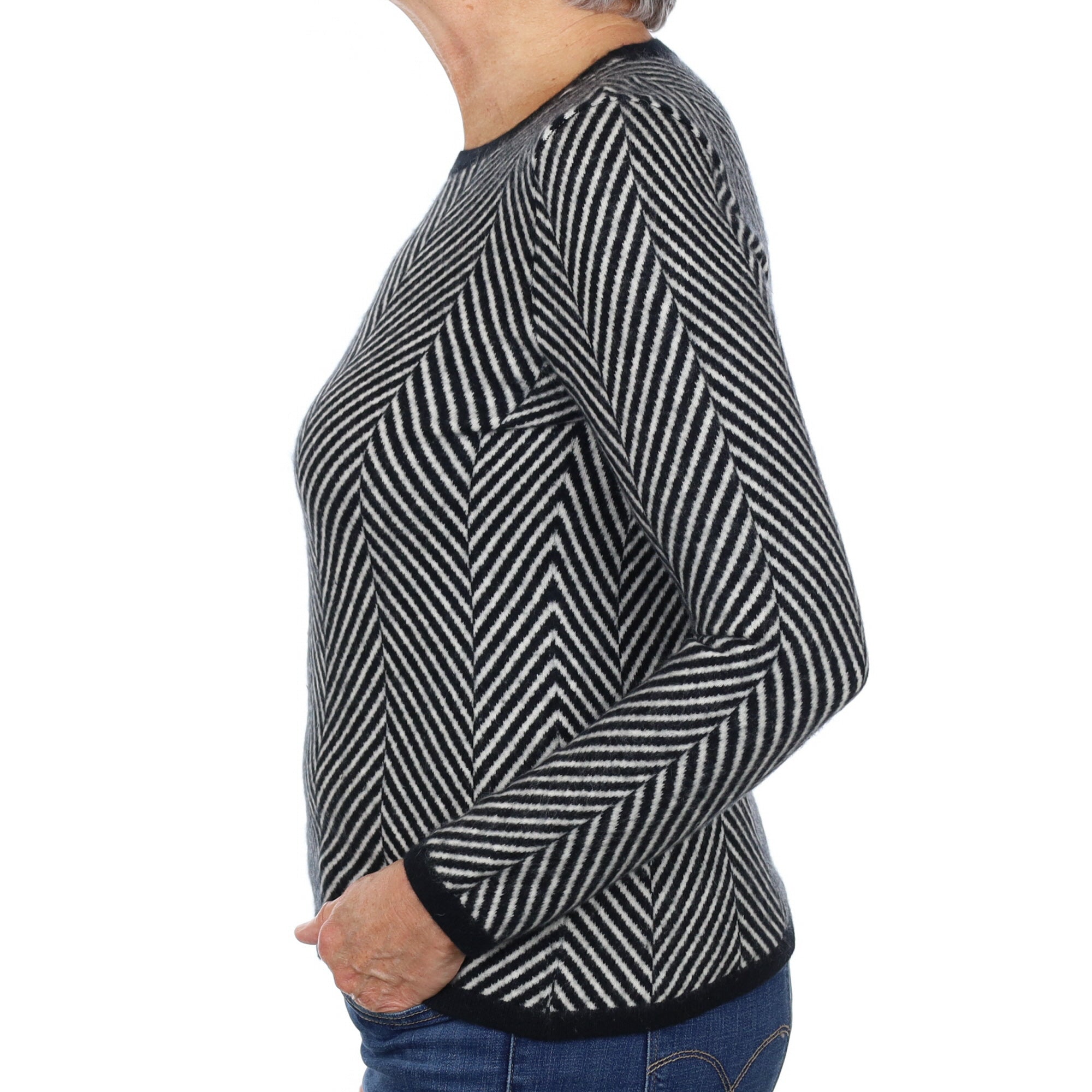 Black and White Herringbone Cashmere Crew Neck Jumper Medium