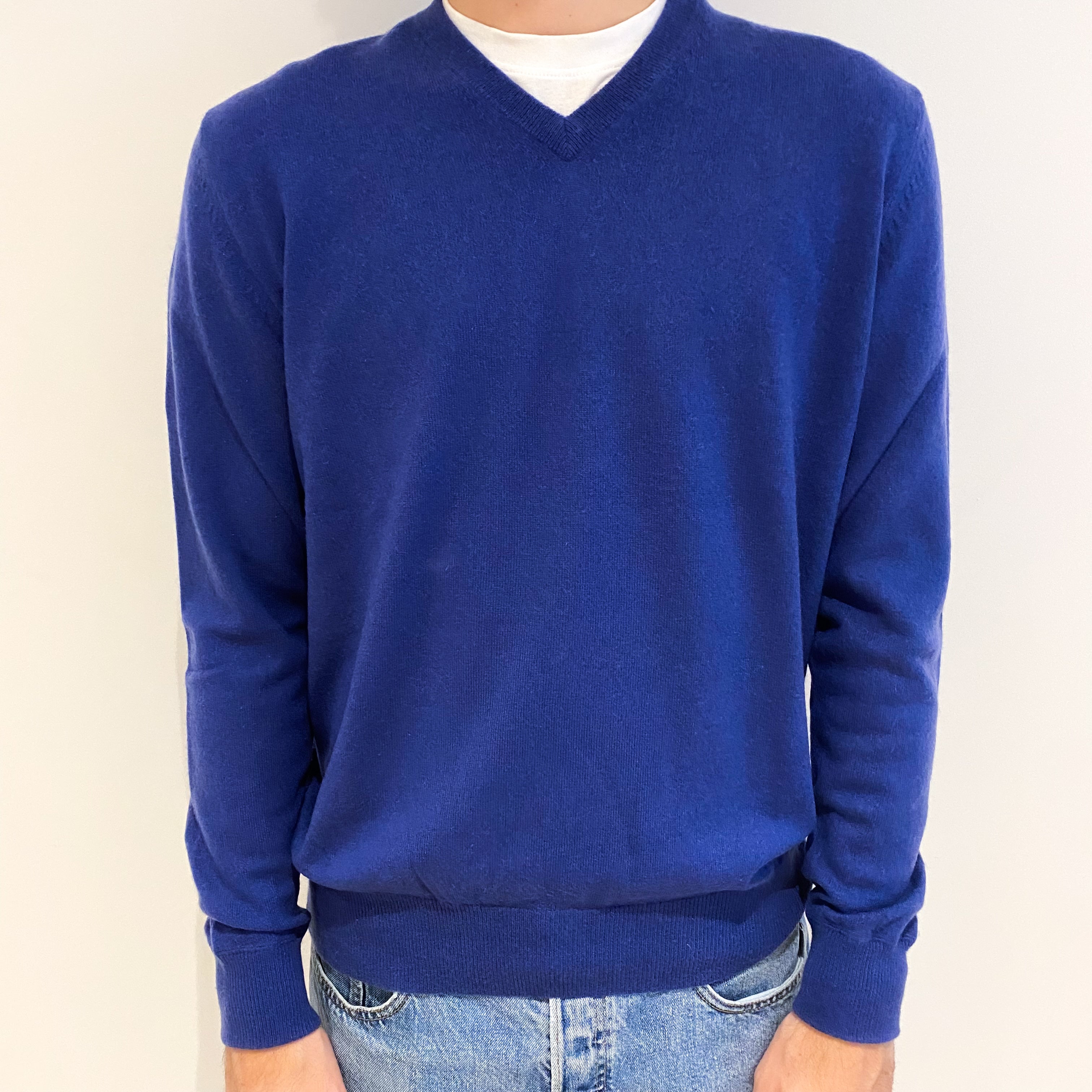 Men's Naval Blue Cashmere V Neck Jumper Large