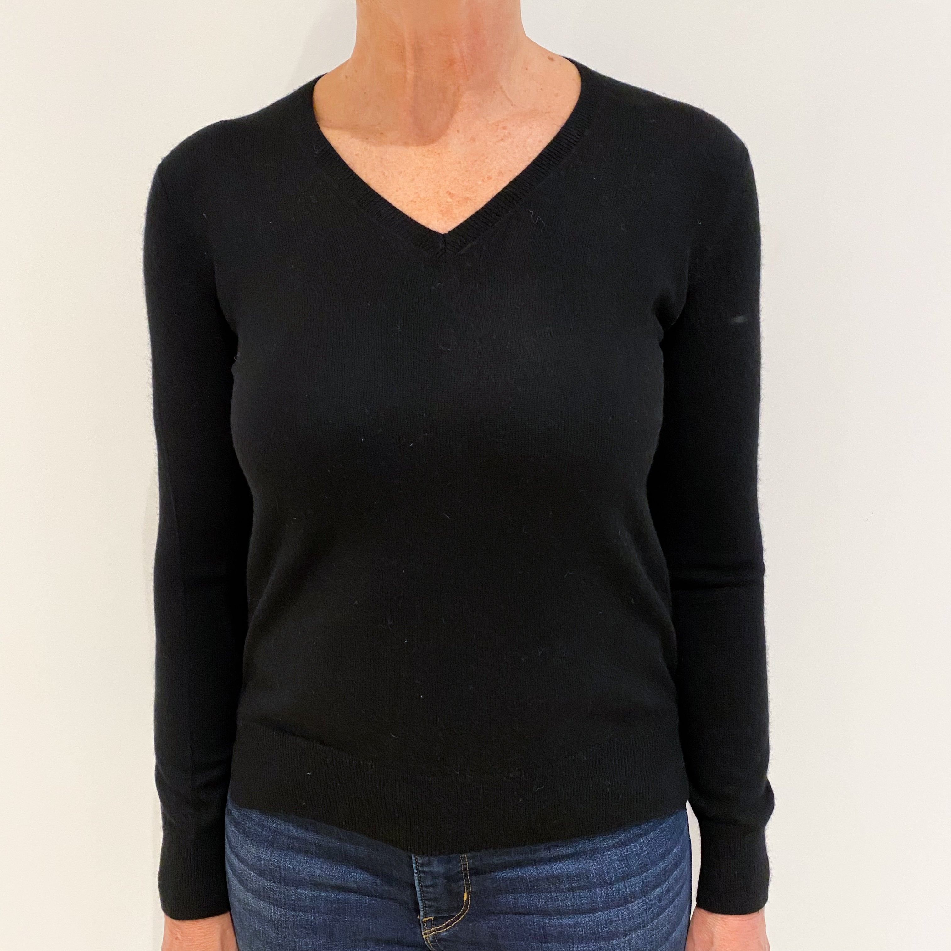 Black Cashmere V-Neck Jumper Medium