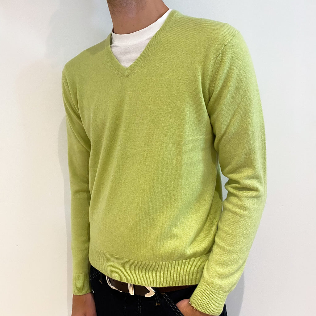 Men's Pistachio Green Cashmere V-Neck Jumper Medium