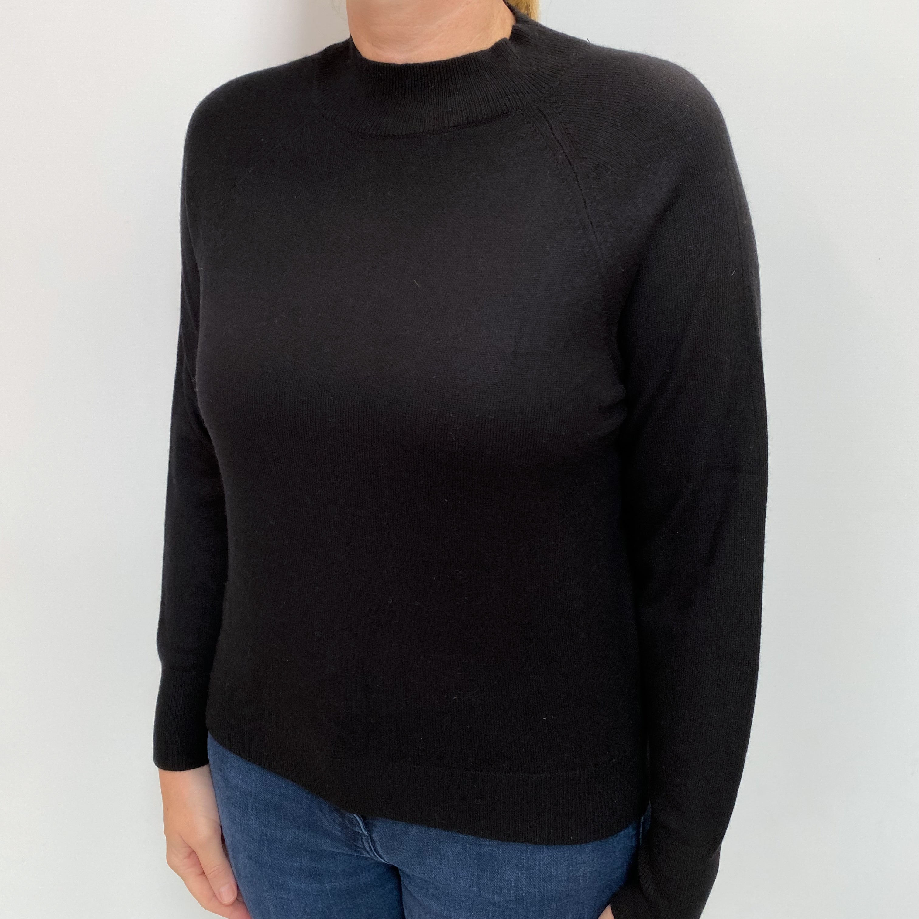 Everlane Black Cashmere Turtle Neck Jumper Large