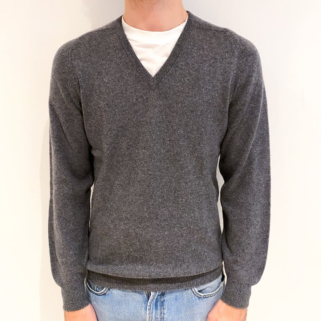 Men's Scottish Ash Grey Cashmere V Neck Jumper Medium