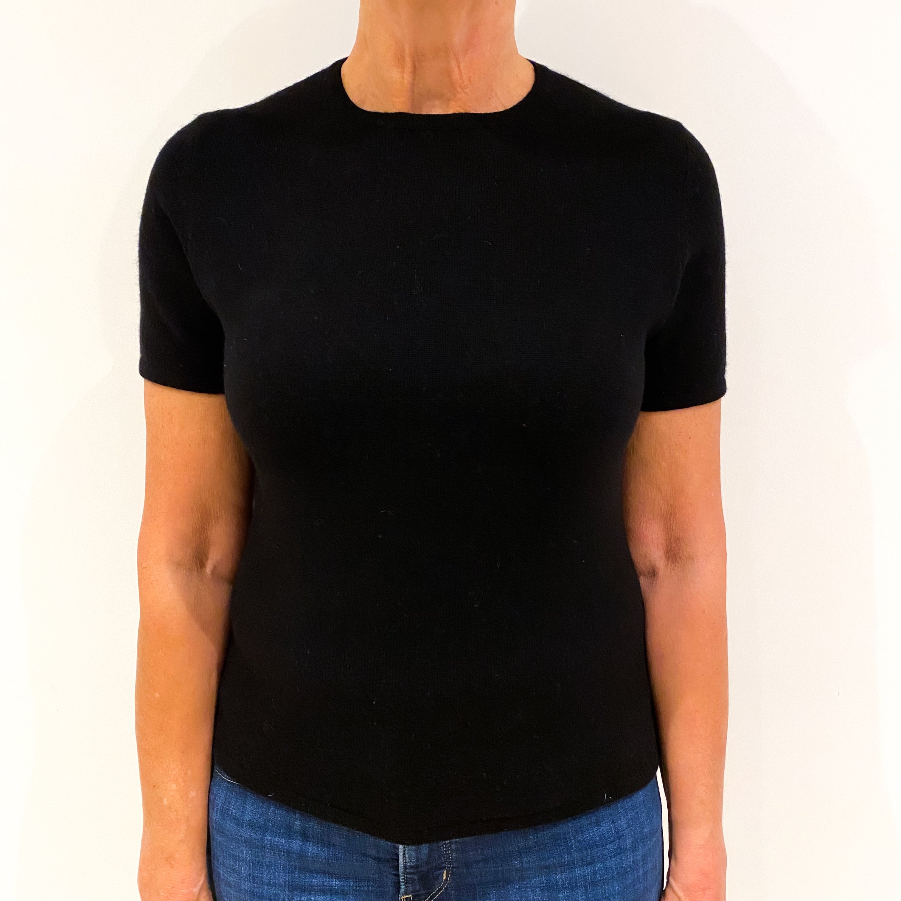 Black Short Sleeved Cashmere Crew Neck Jumper Medium