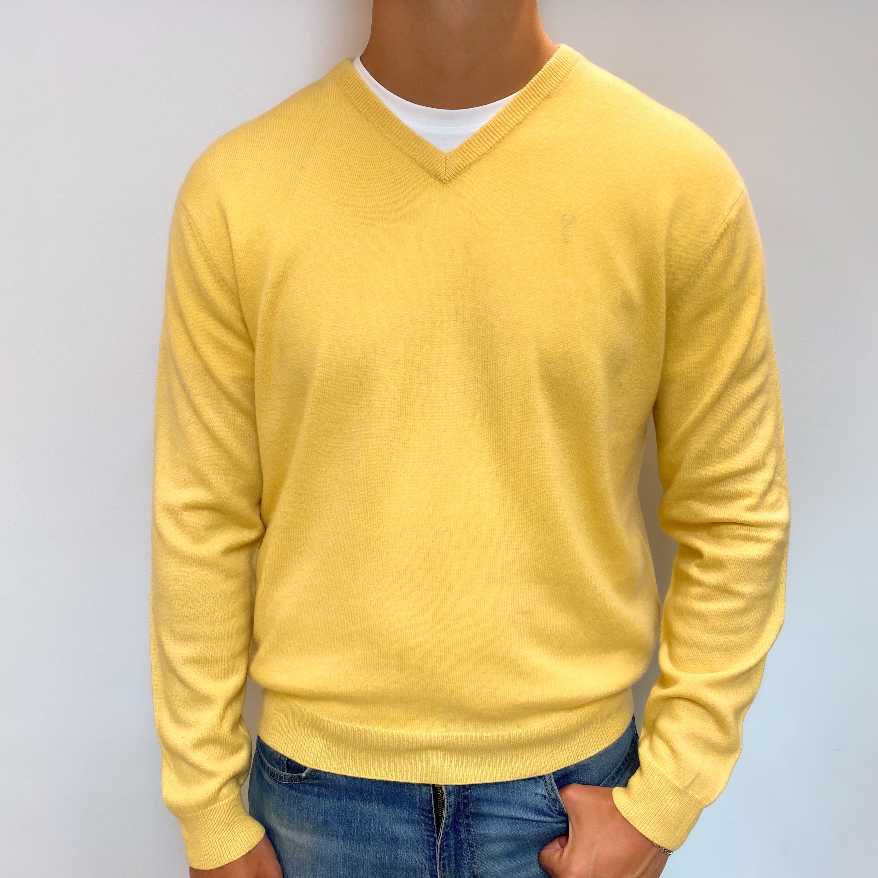 Men's Custard Yellow Cashmere V Neck Jumper XL