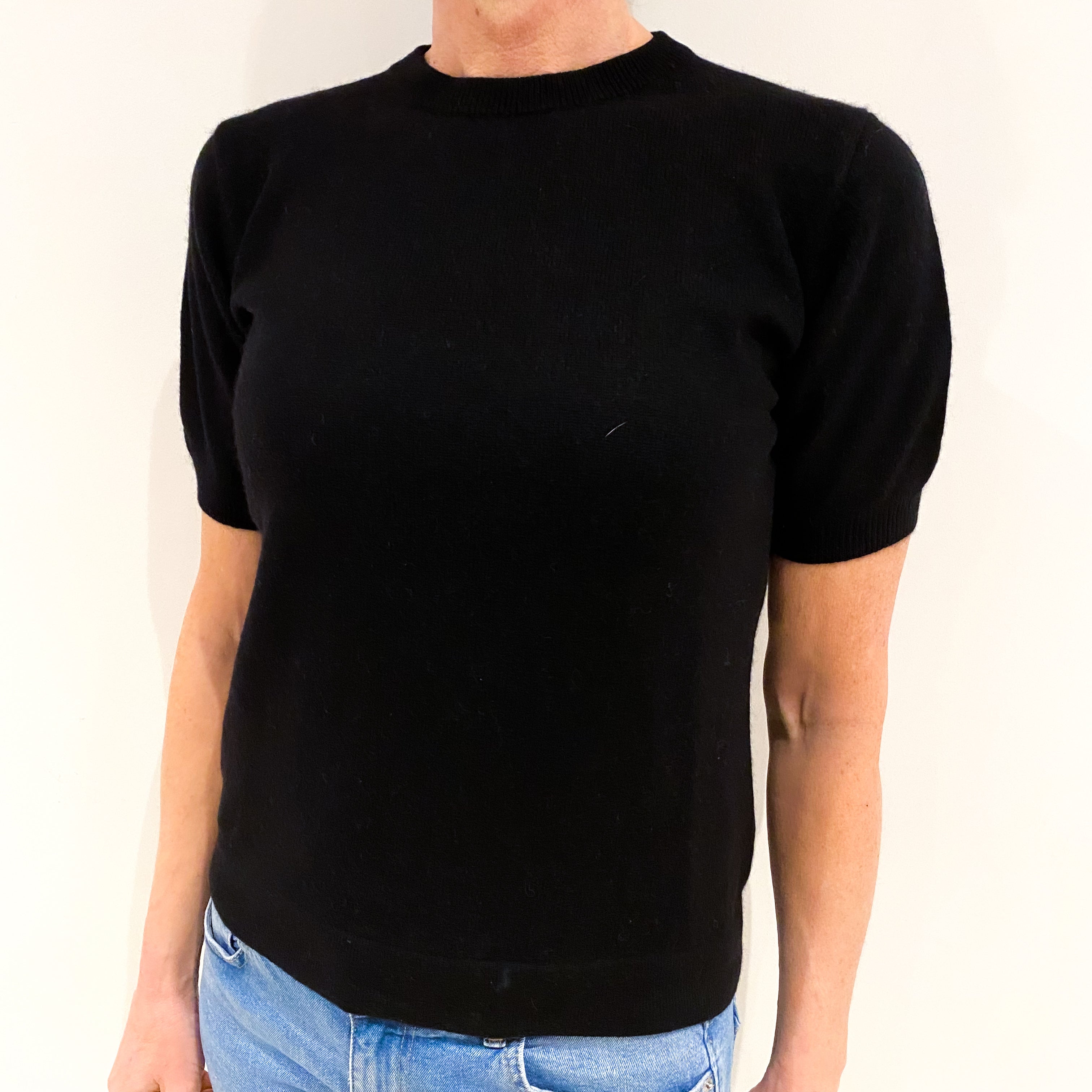 Black Short Sleeved Cashmere Crew Neck Jumper Small