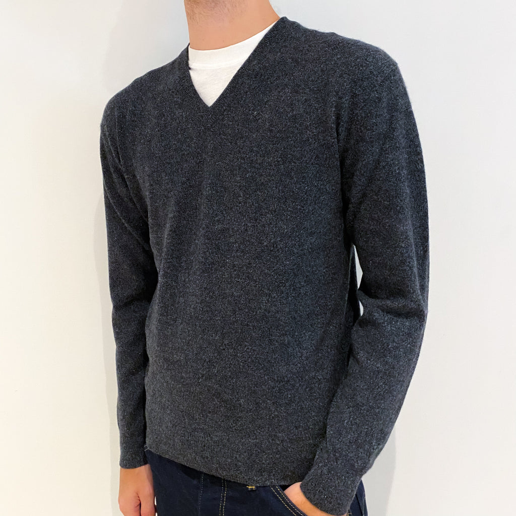 Men's Charcoal Grey Cashmere V-Neck Jumper Medium