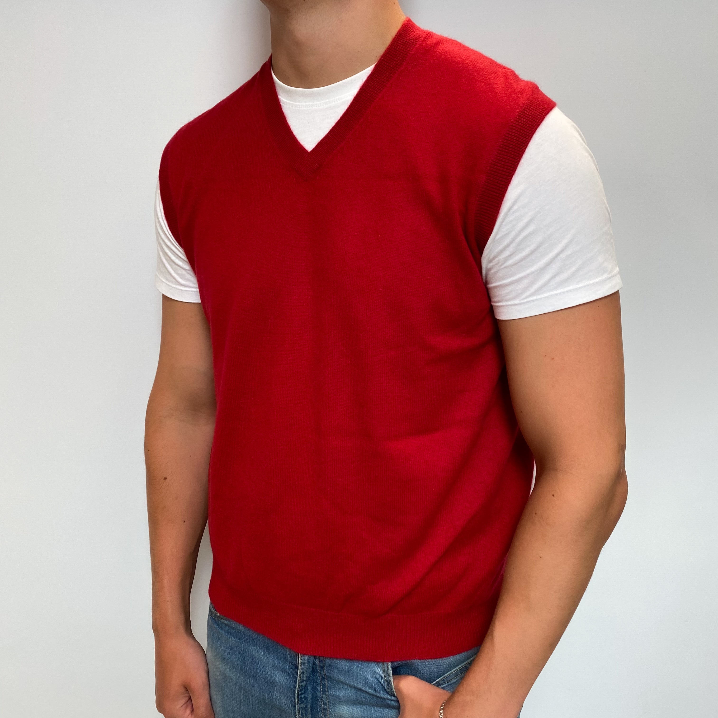 Men's Scarlet Red Cashmere V Neck Sleeveless Jumper XL