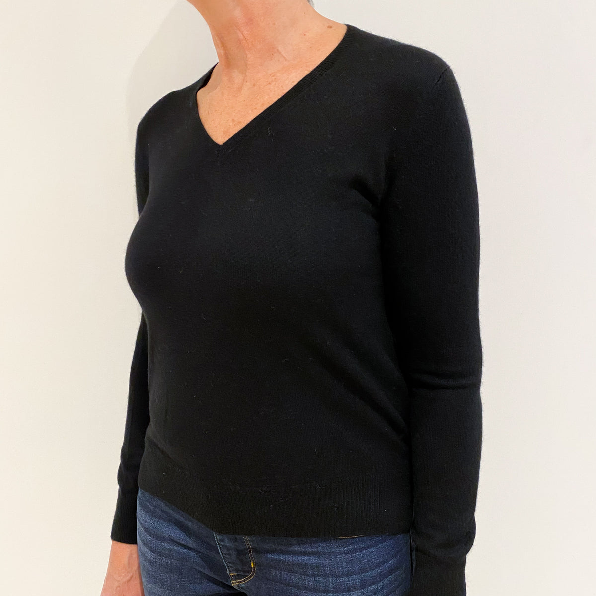 Black Cashmere V-Neck Jumper Medium