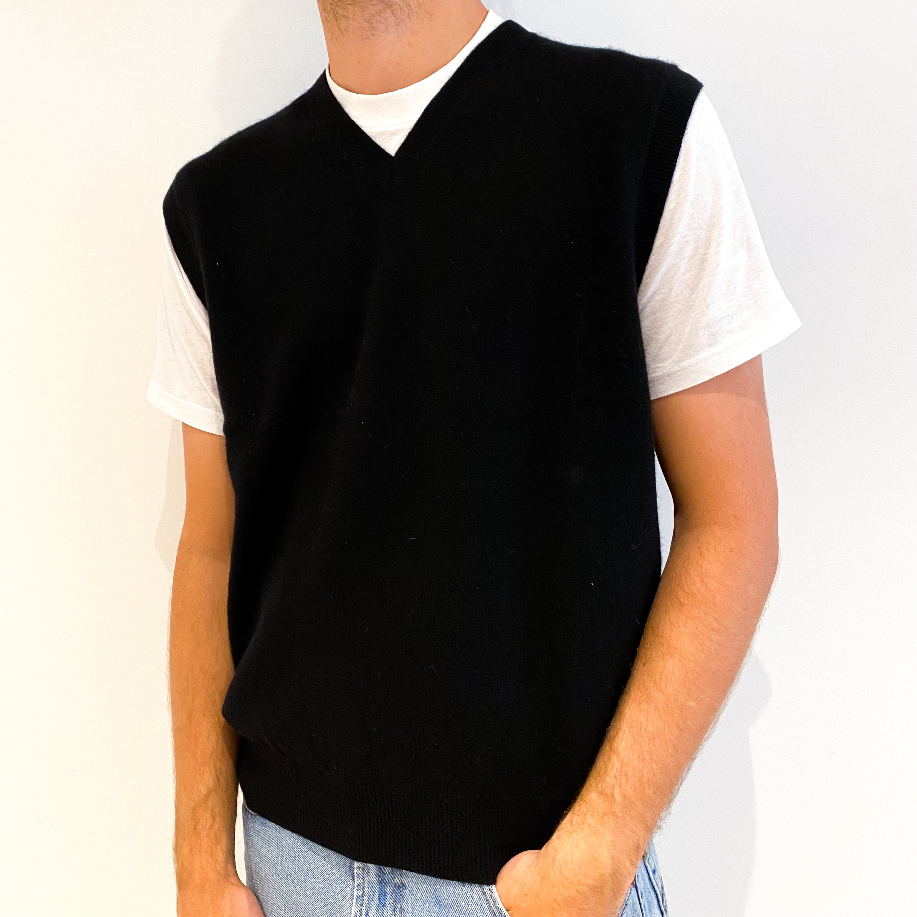 Men's Black Cashmere V-Neck Tank Top Large