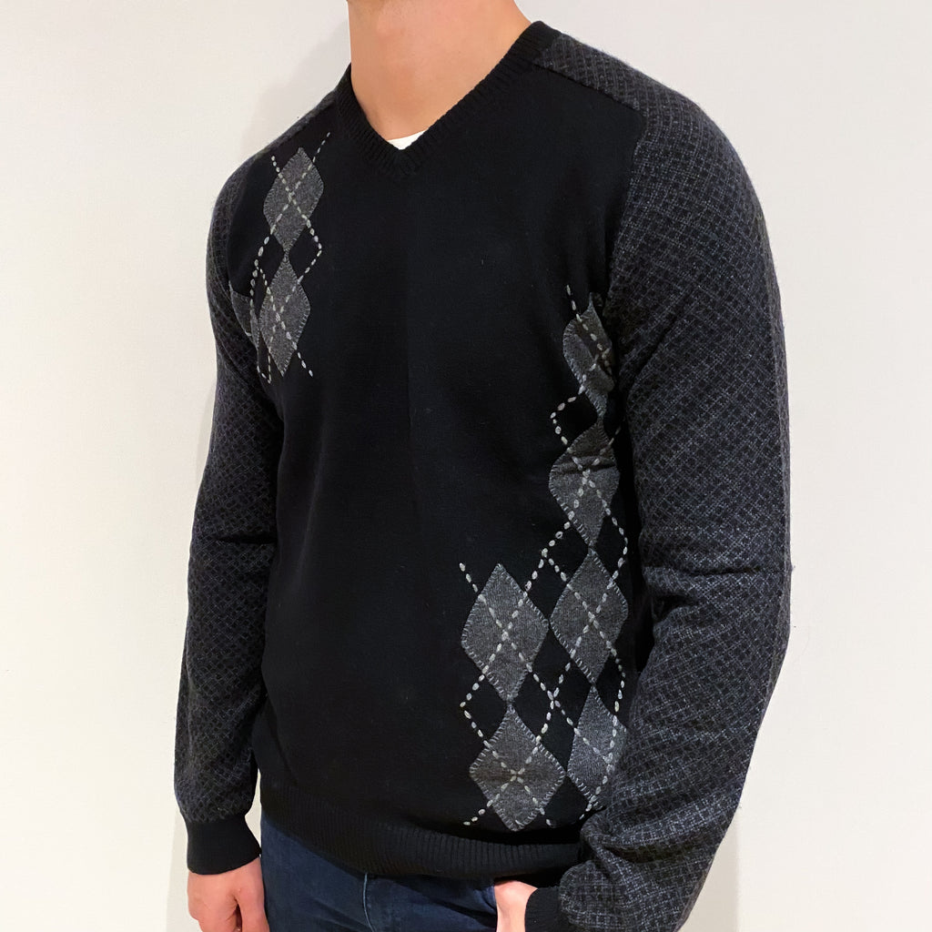 Men's Black Diamond and Check Cashmere V-Neck Jumper Extra Large