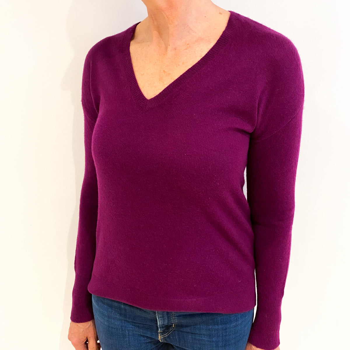 Mulberry Purple Cashmere V Neck Jumper Medium