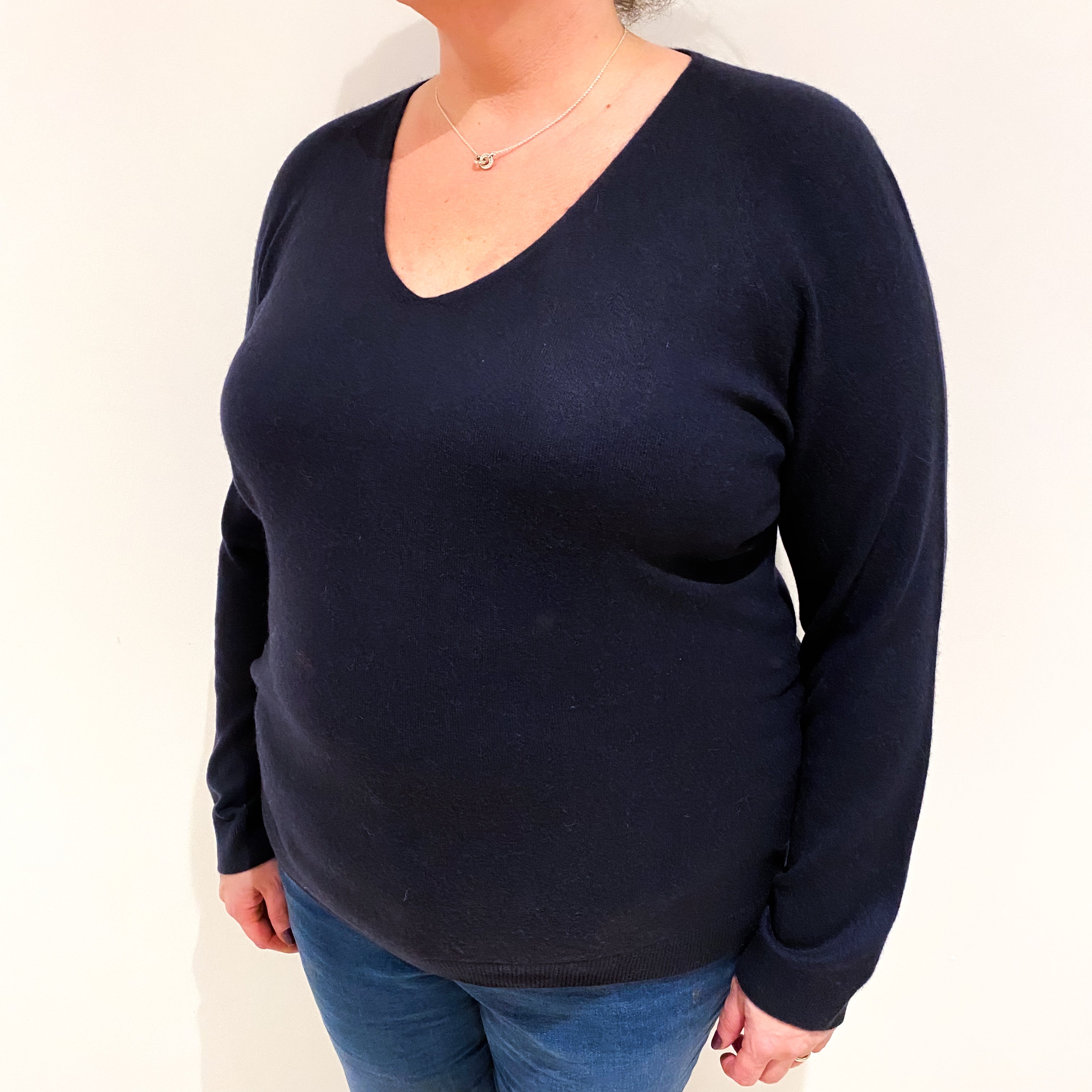 Navy Blue Cashmere V Neck Jumper Extra Large