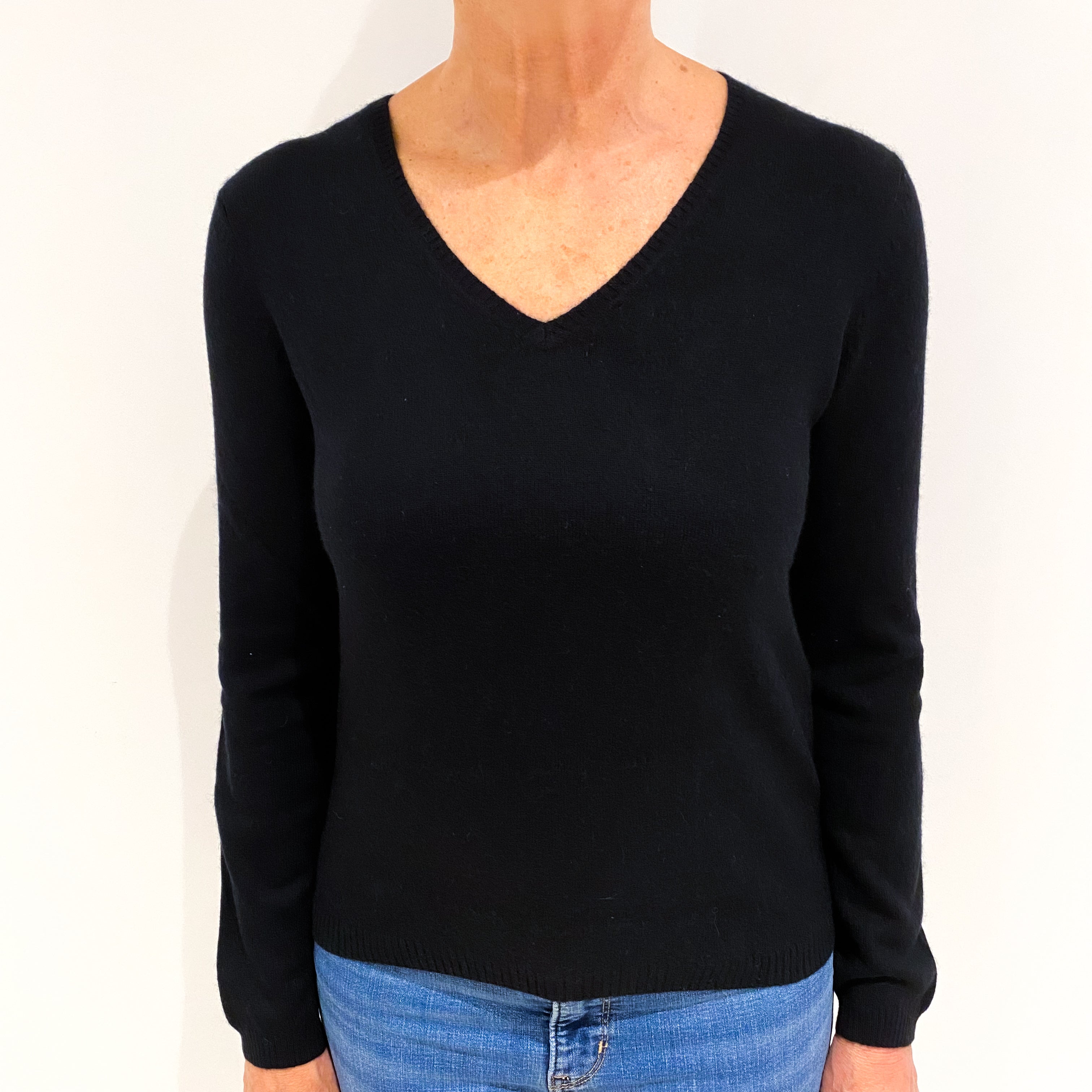 Black Cashmere V Neck Jumper Medium