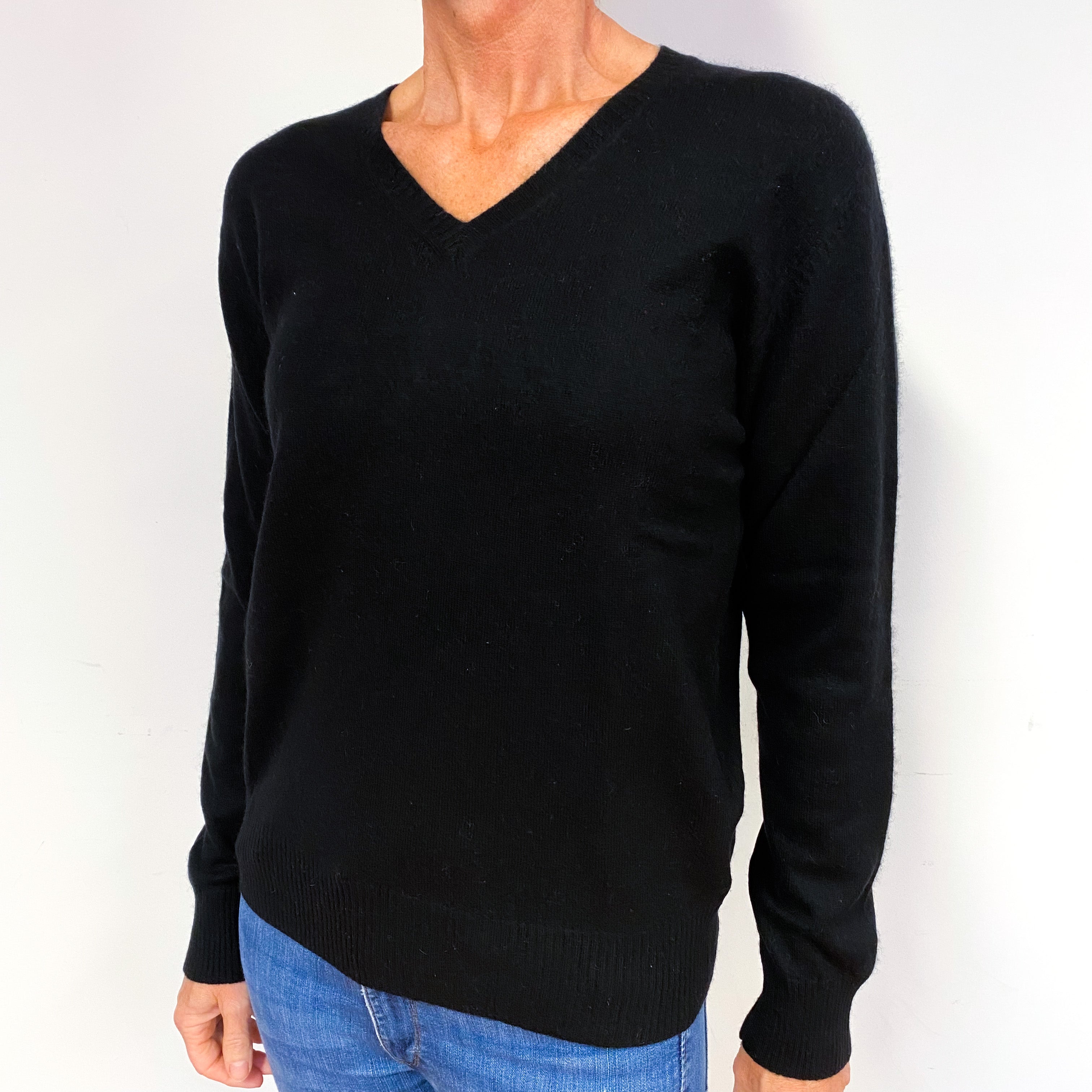 Black Cashmere V-Neck Jumper Medium