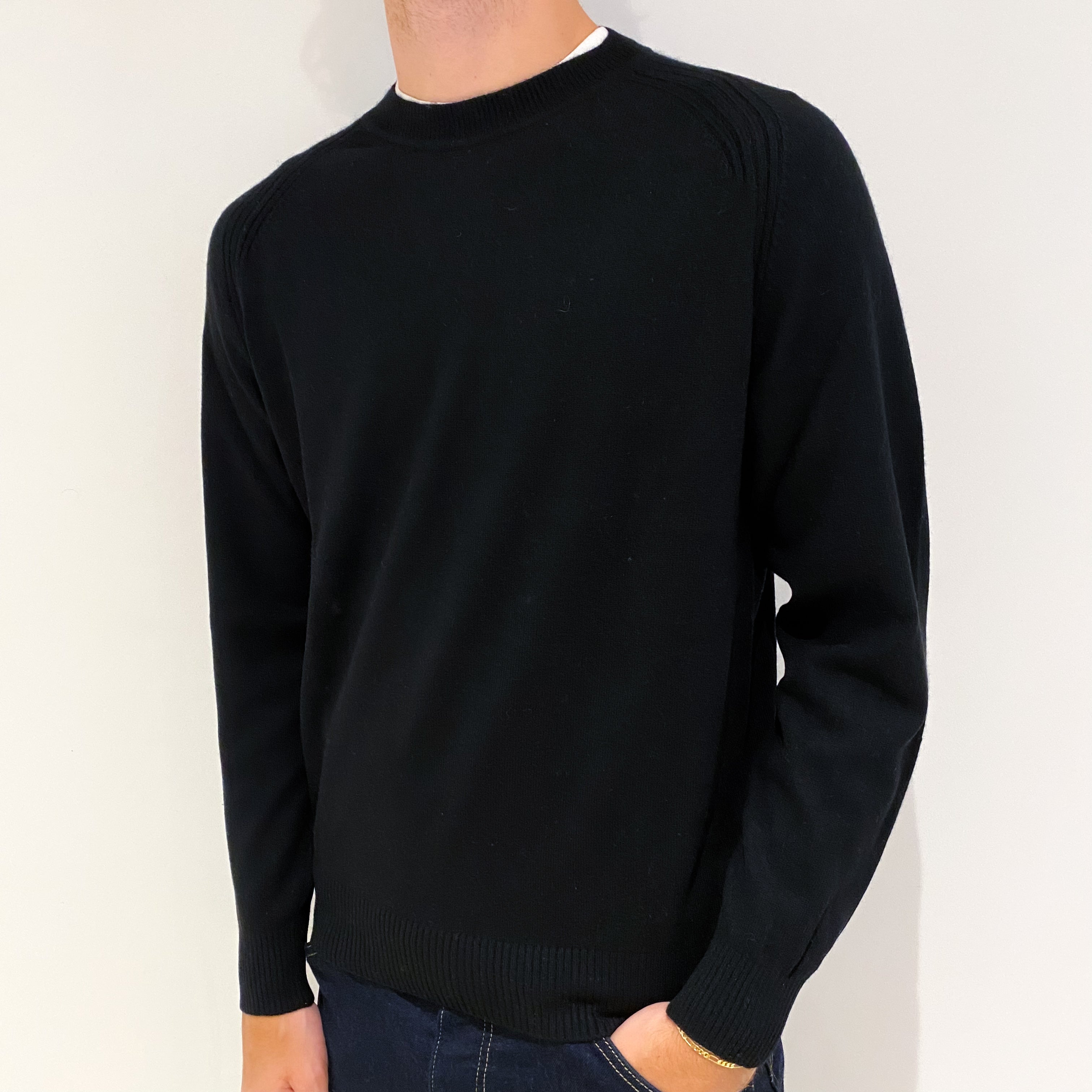 Men's Aramis Black Cashmere Crew Neck Jumper Medium