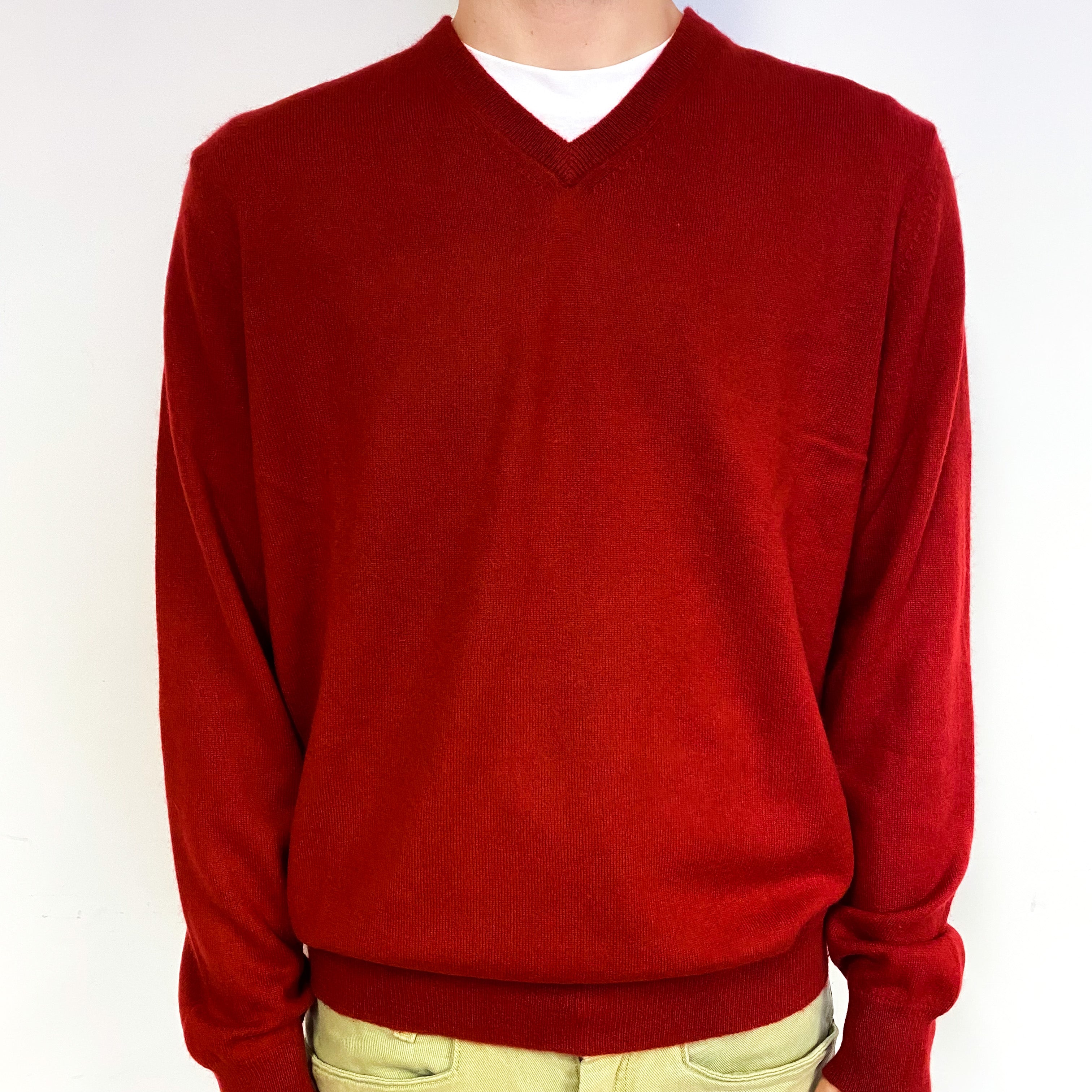 Men's Crimson Red Cashmere V-Neck Jumper Large
