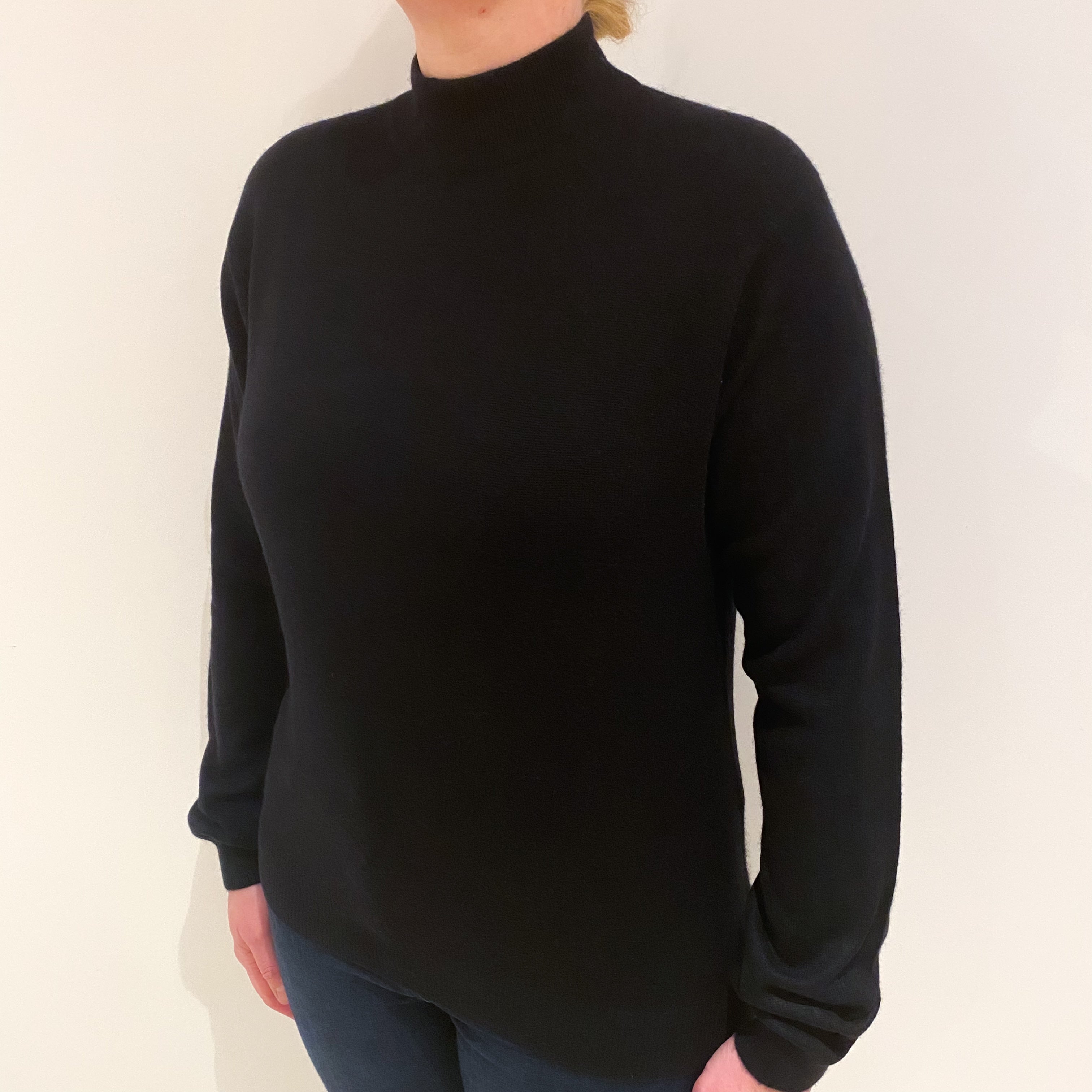 Black Cashmere Turtle Neck Jumper Large