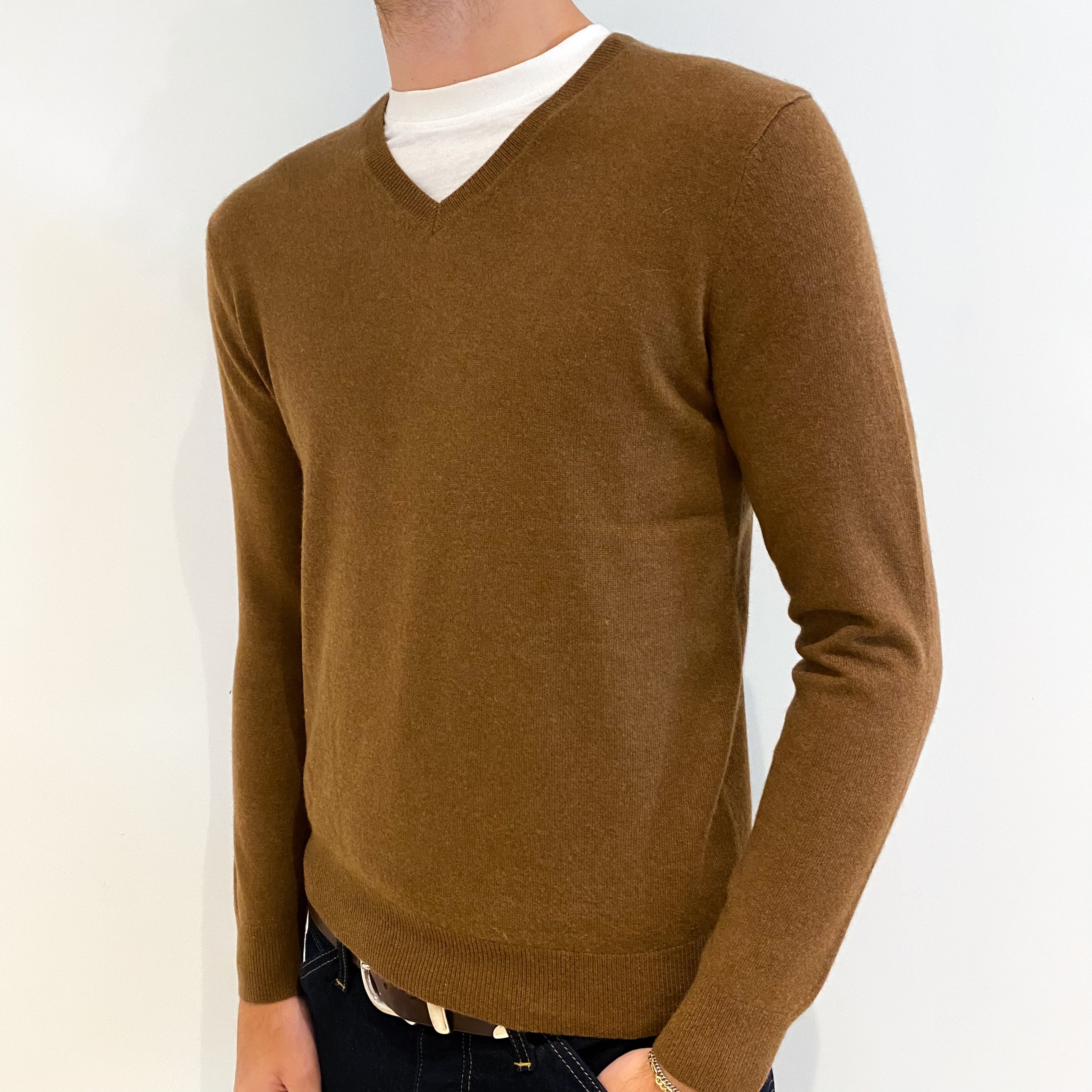 Men's Toffee Brown Cashmere V-Neck Jumper Medium