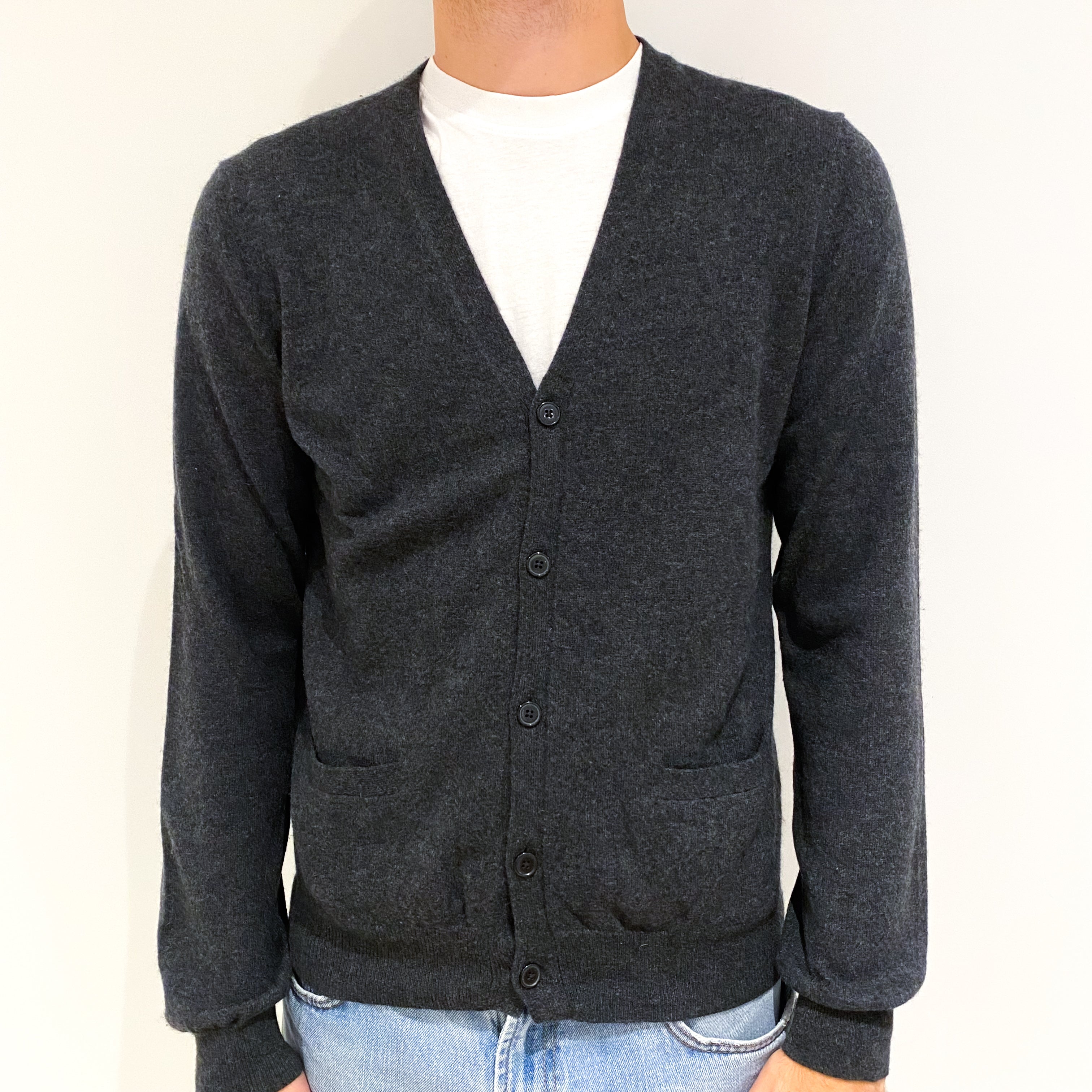 Men's Charcoal Grey Cashmere V-Neck Cardigan with Pockets Medium