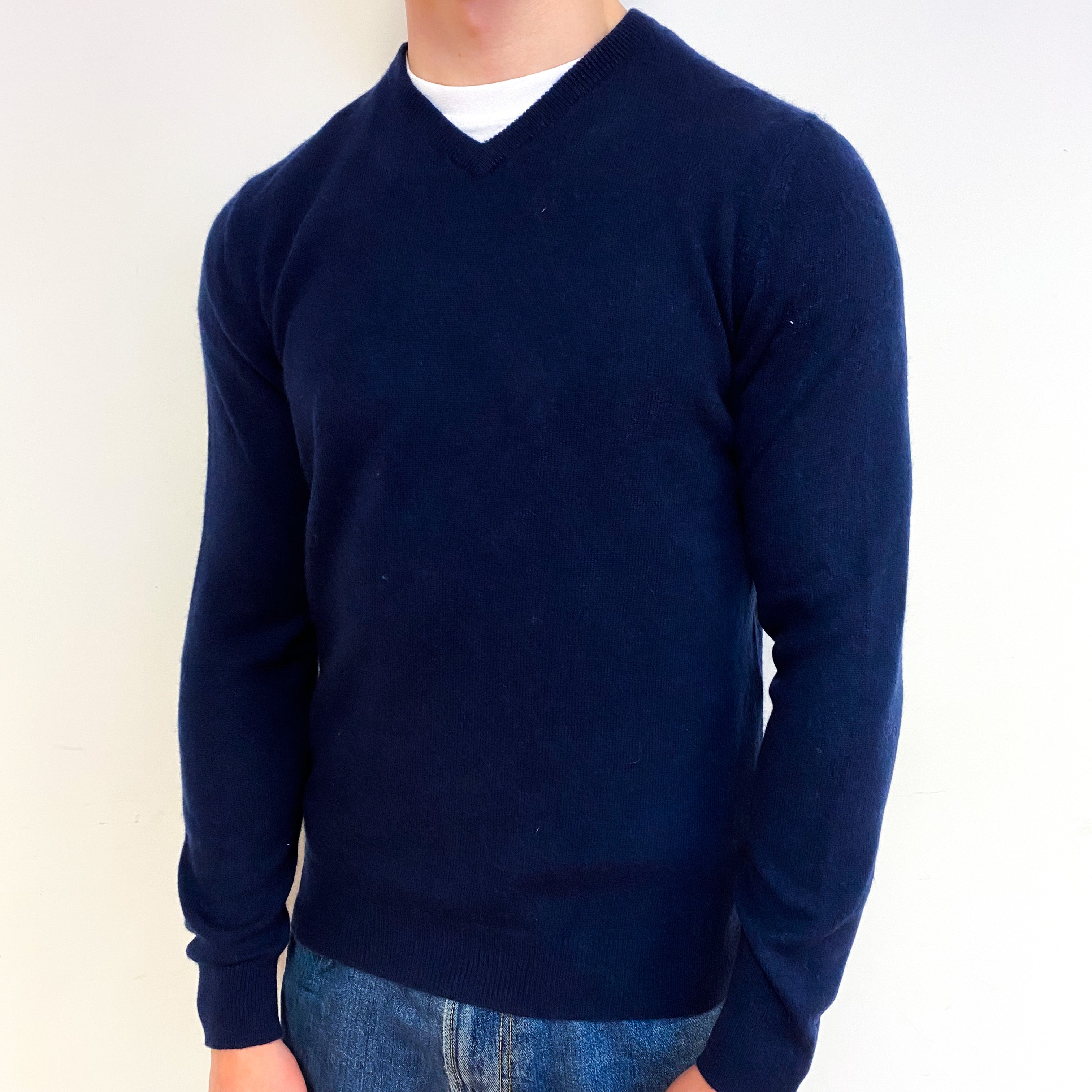 Men's Navy Blue Cashmere V-Neck Jumper Small