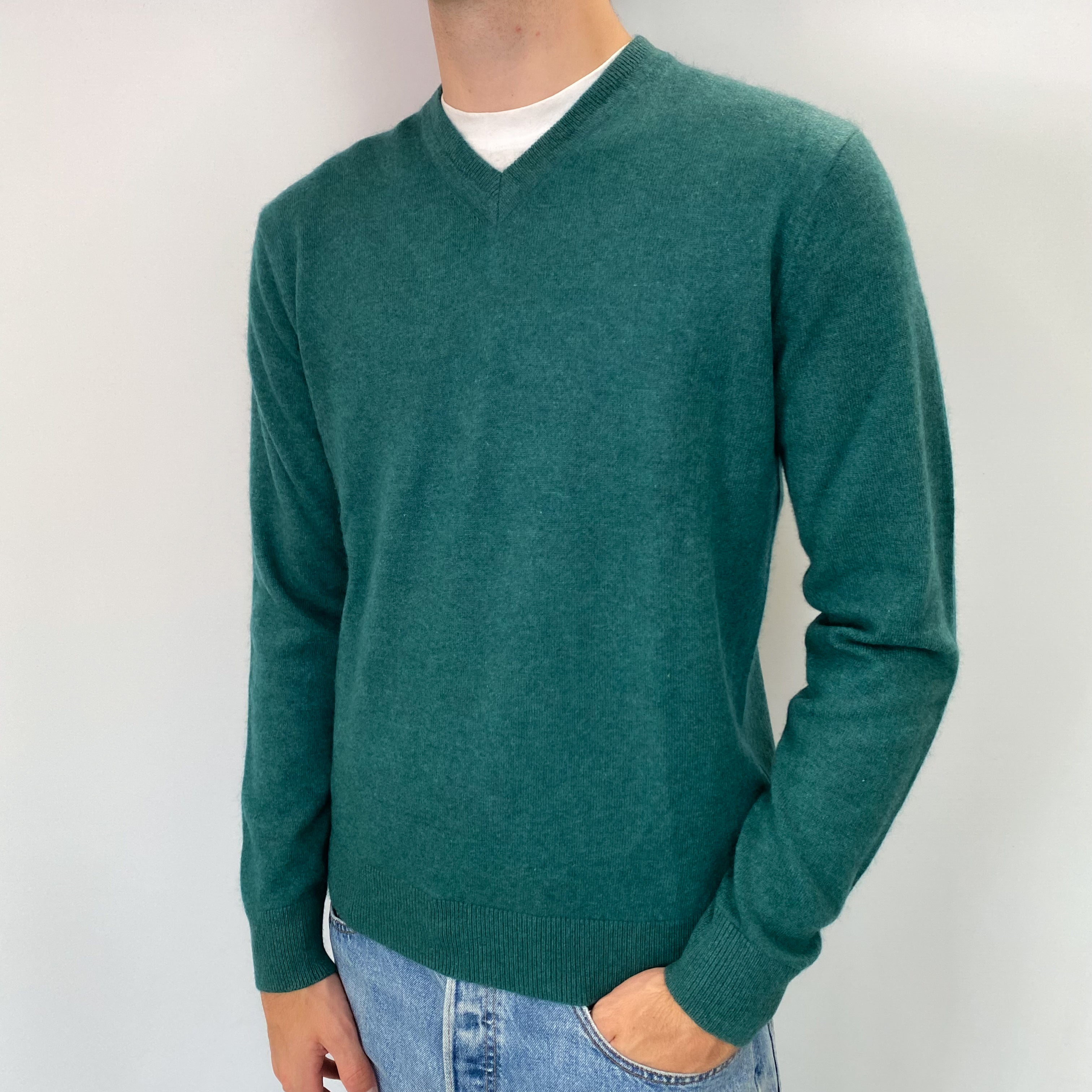 Men's Pine Green Cashmere V Neck Jumper Medium