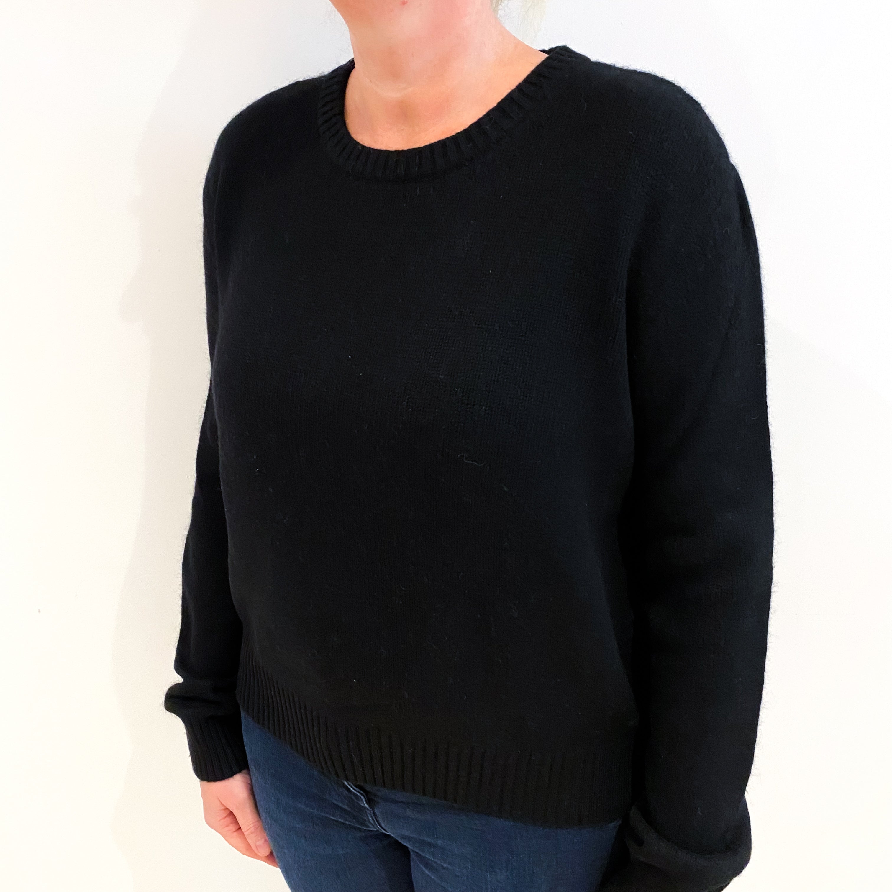 Black Cashmere Crew Neck Jumper Large