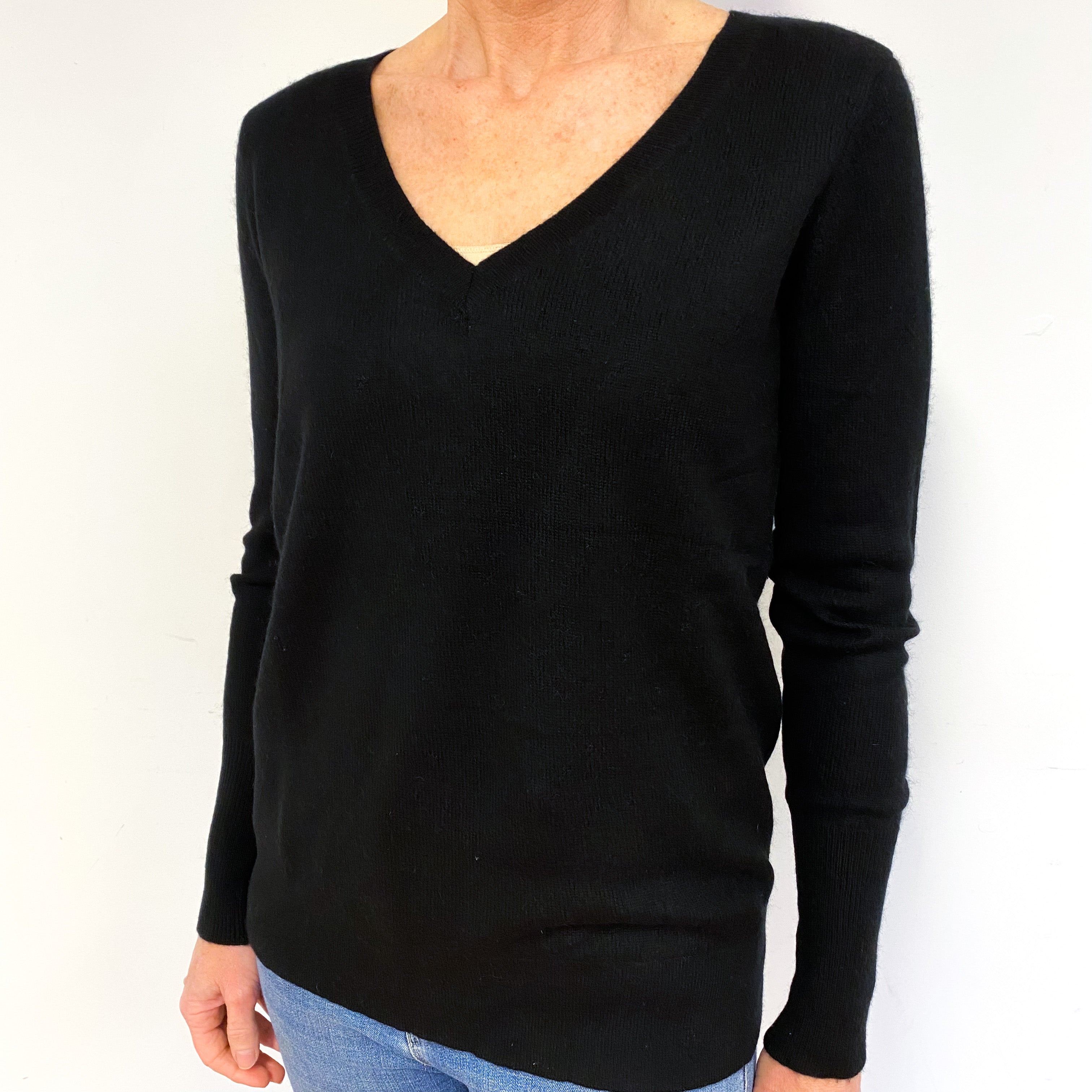 Black Cashmere V-Neck Jumper Medium