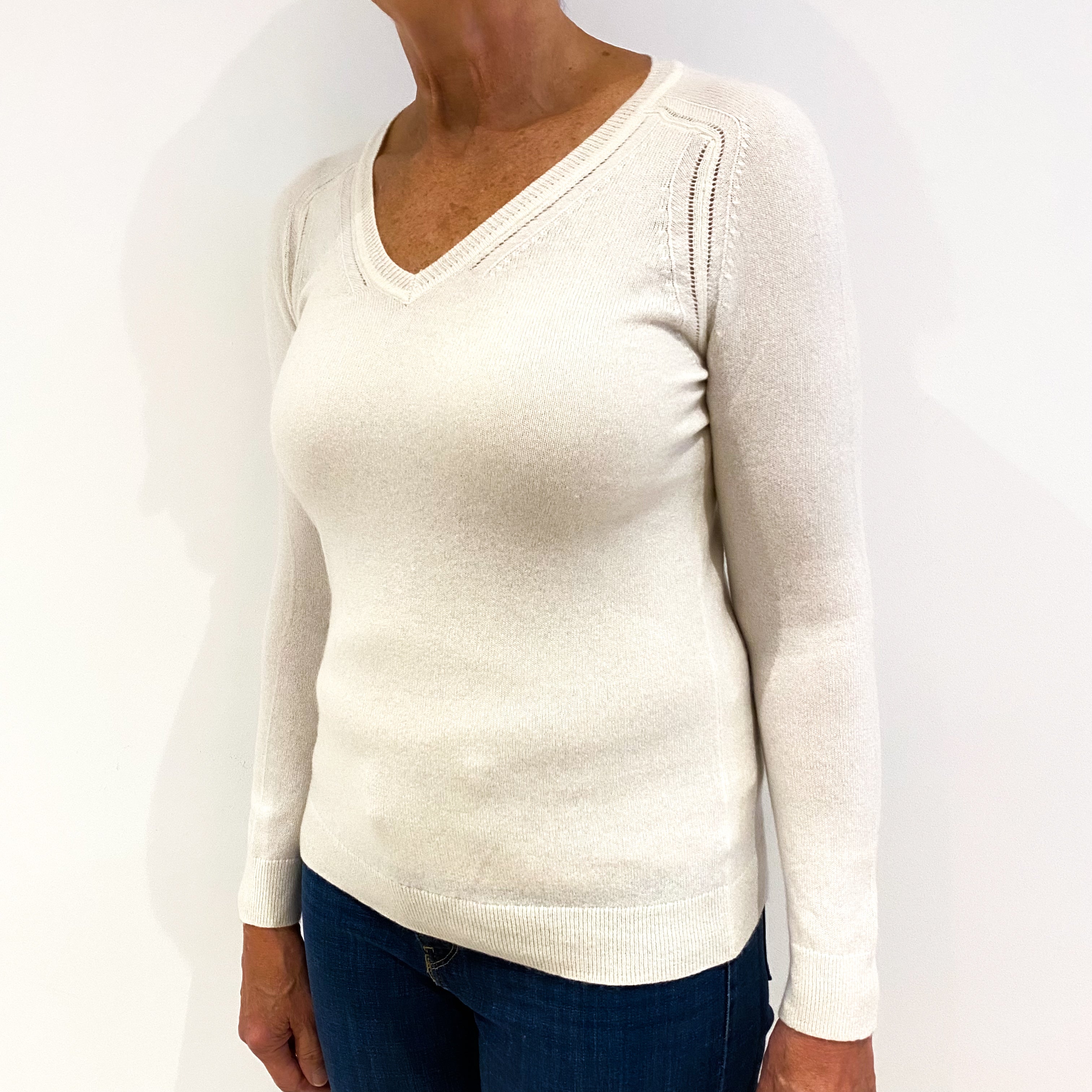 Cream Cashmere V-Neck Jumper Medium