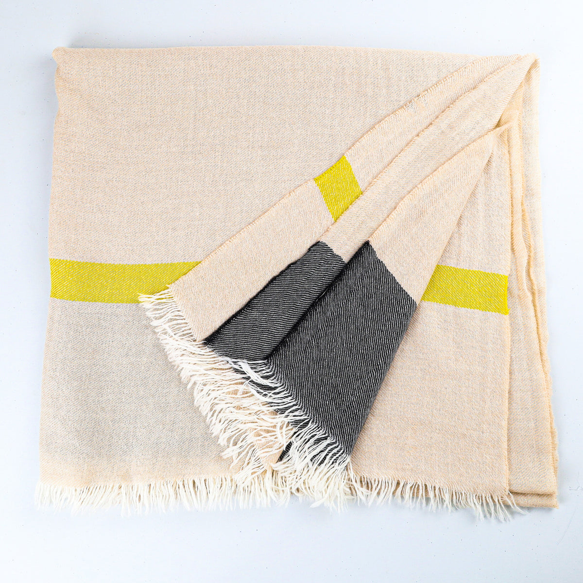 Brand New Begg & Co Alabaster with Yellow Stripe Cashmere Woven Wrap